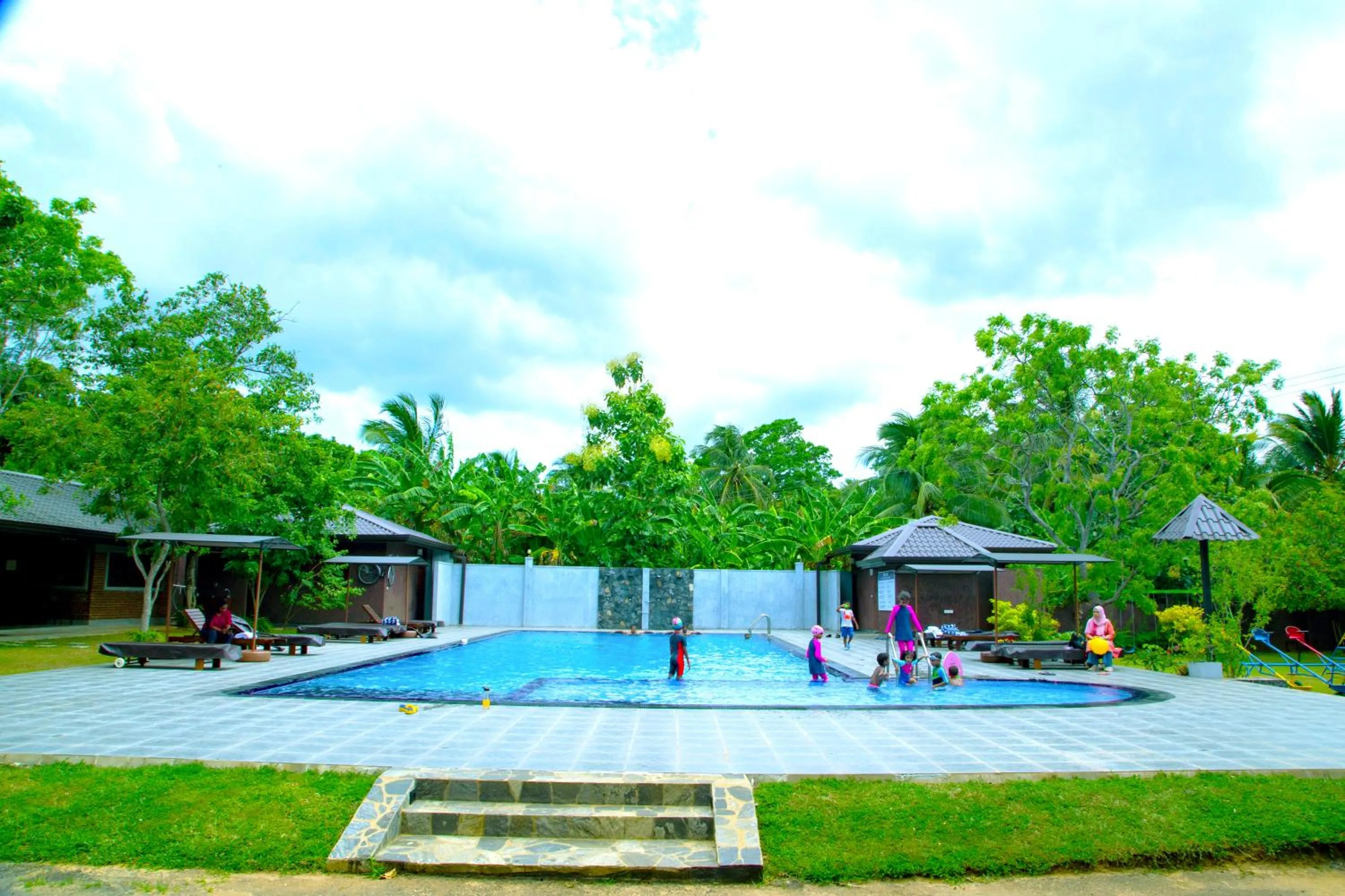 Swimming pool in Doola River Edge