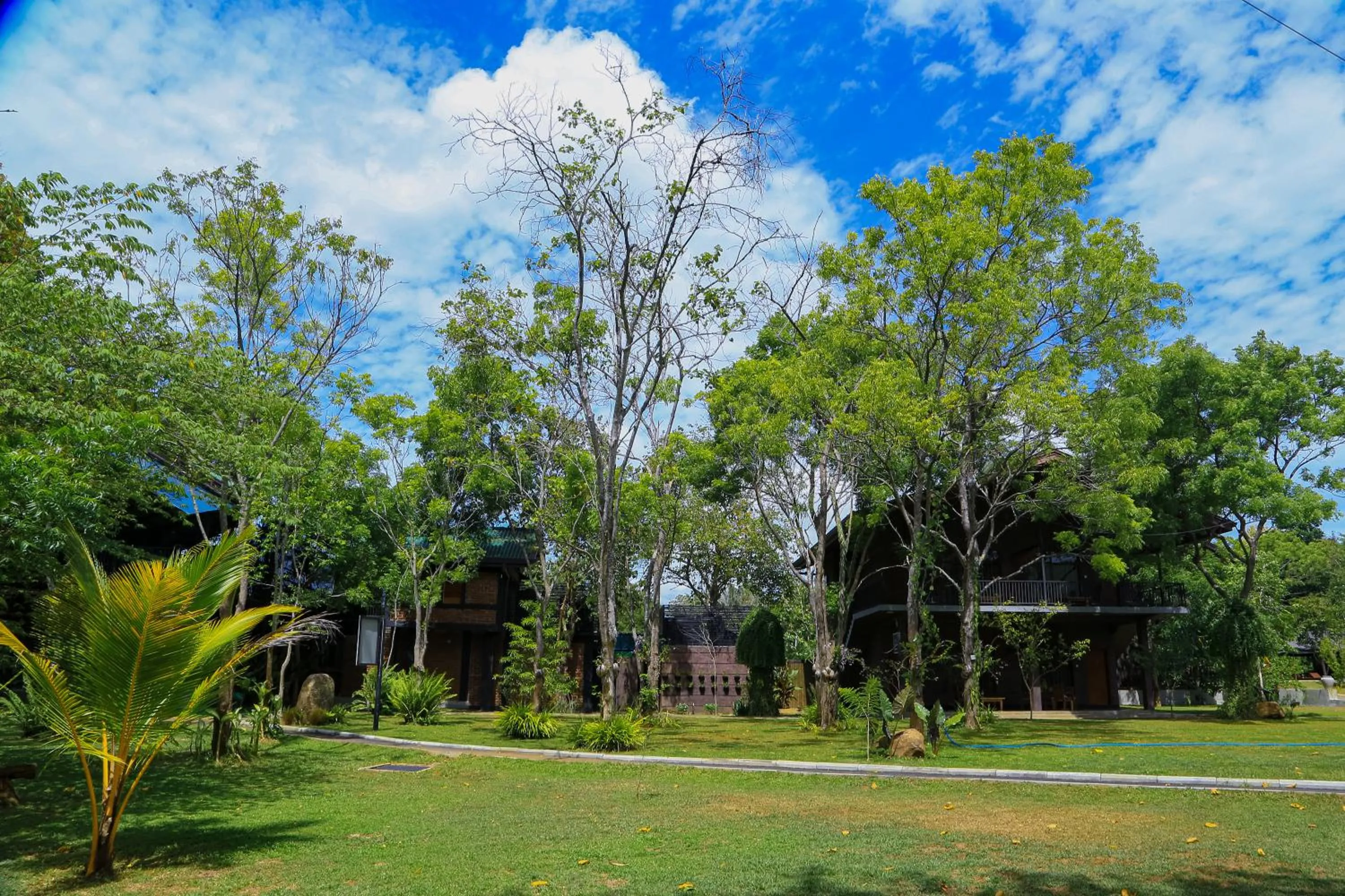 Garden in Doola River Edge