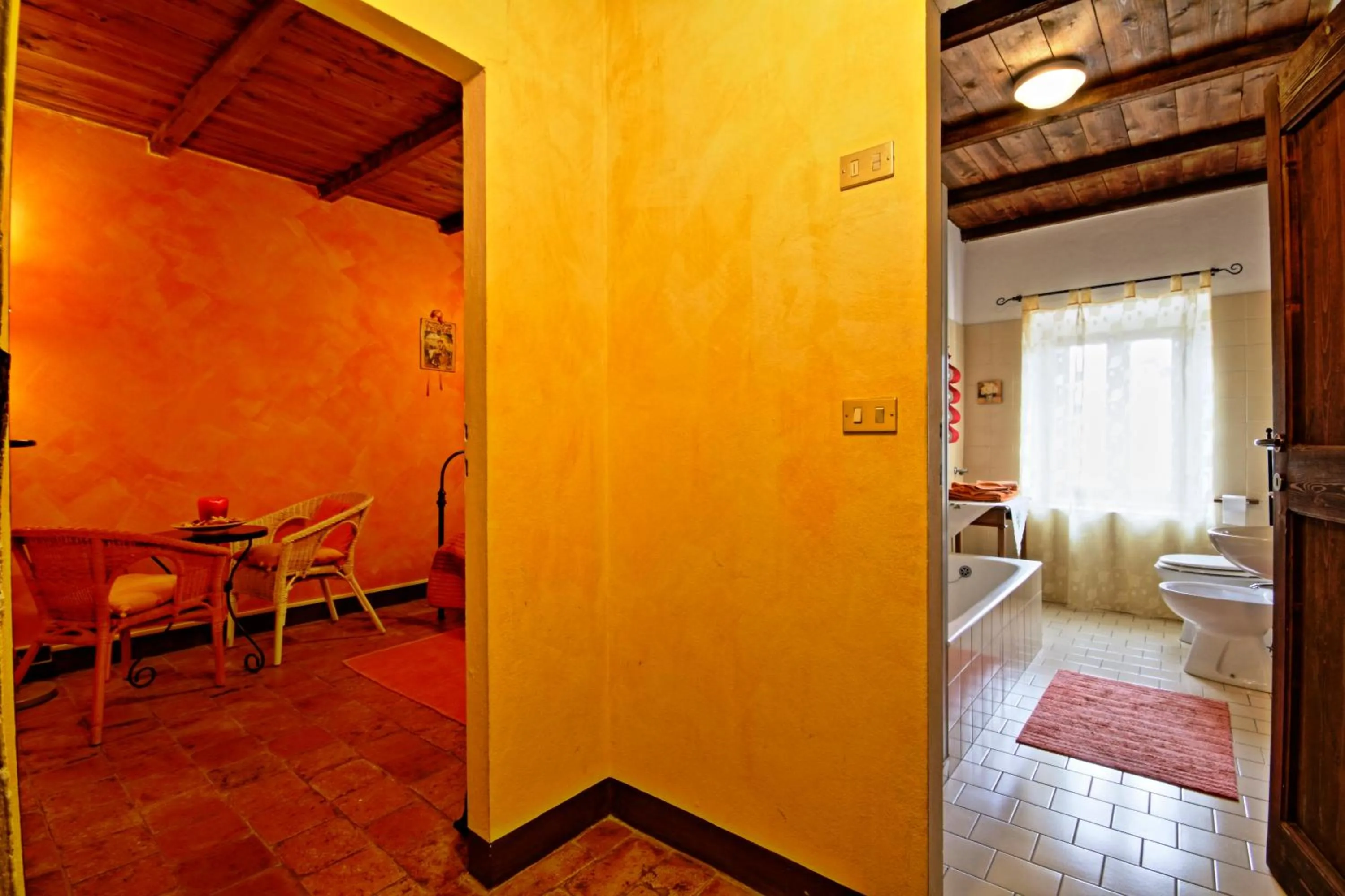 Decorative detail, Bed in Antica Locanda La Canonica