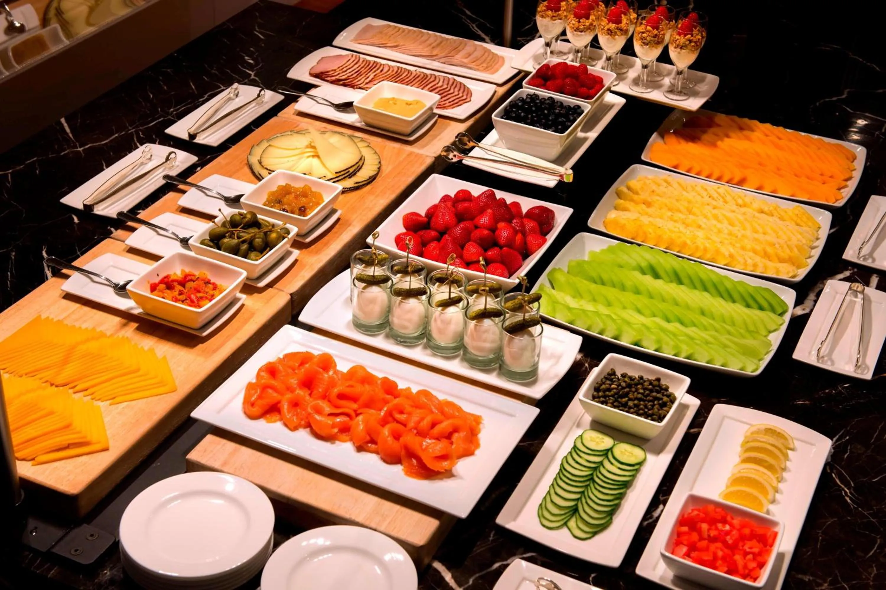 Lounge or bar in JW Marriott Essex House New York