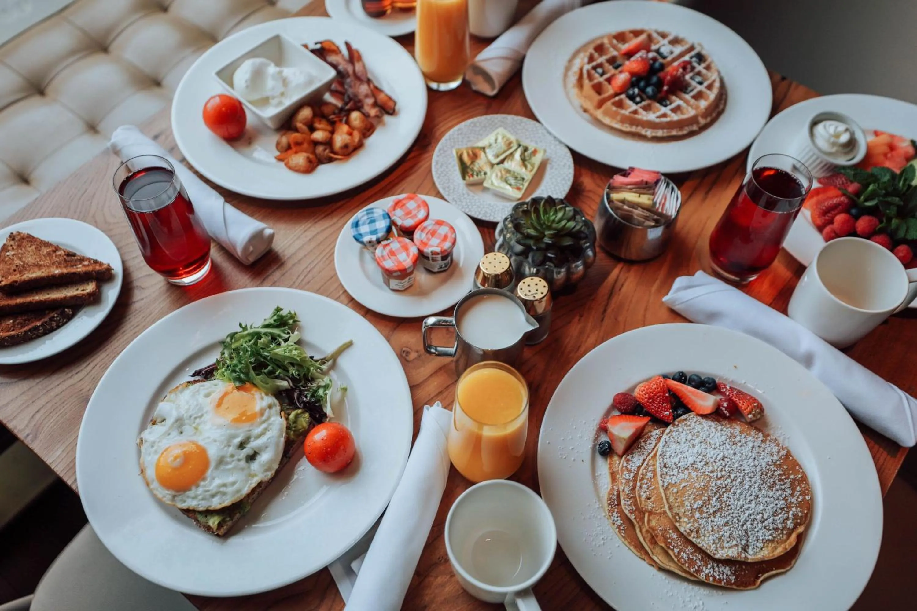 Breakfast in JW Marriott Essex House New York