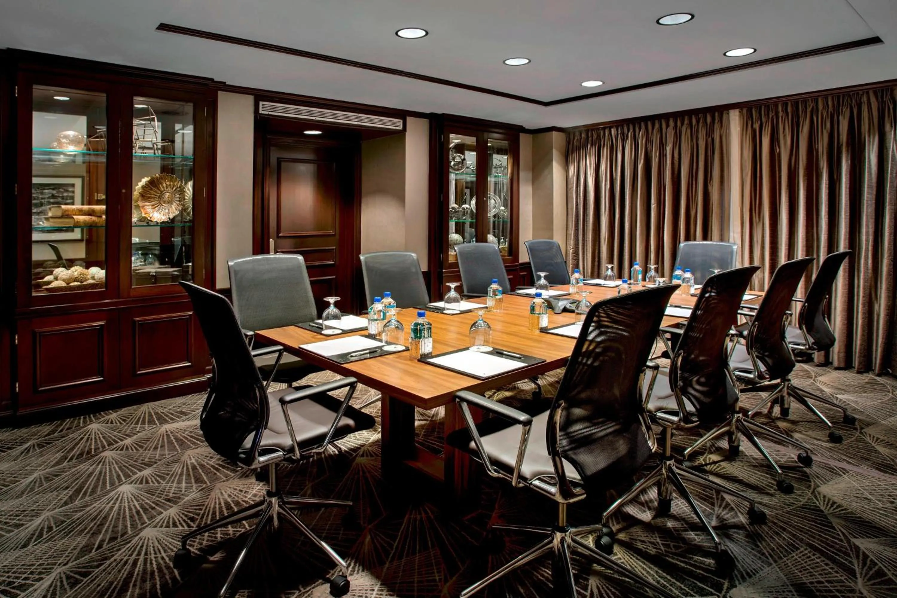 Meeting/conference room in JW Marriott Essex House New York