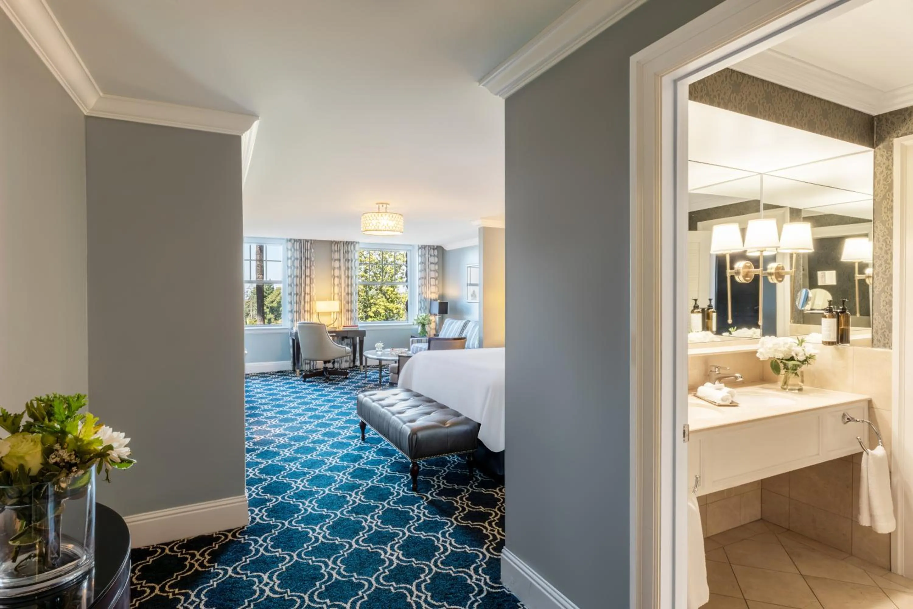 Bedroom, Bed in Claremont Resort & Club