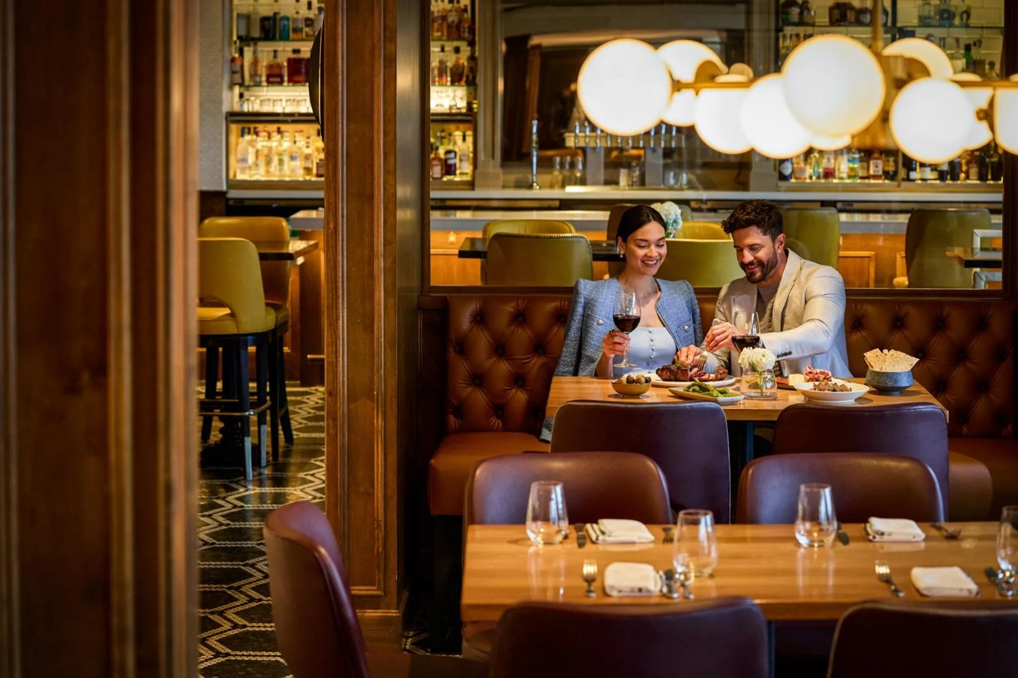 Restaurant/places to eat in Claremont Resort & Club