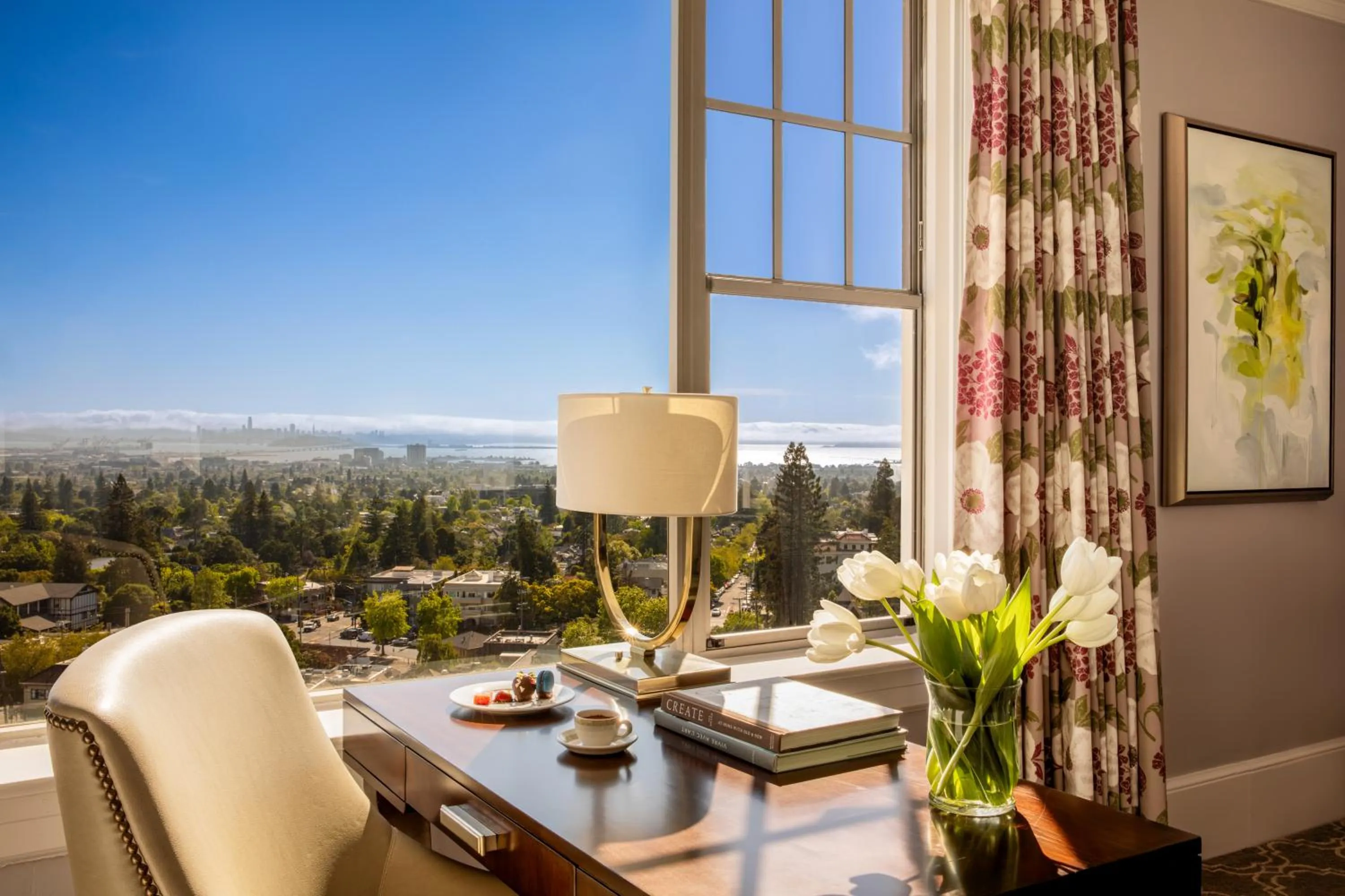 Seating area in Claremont Resort & Club