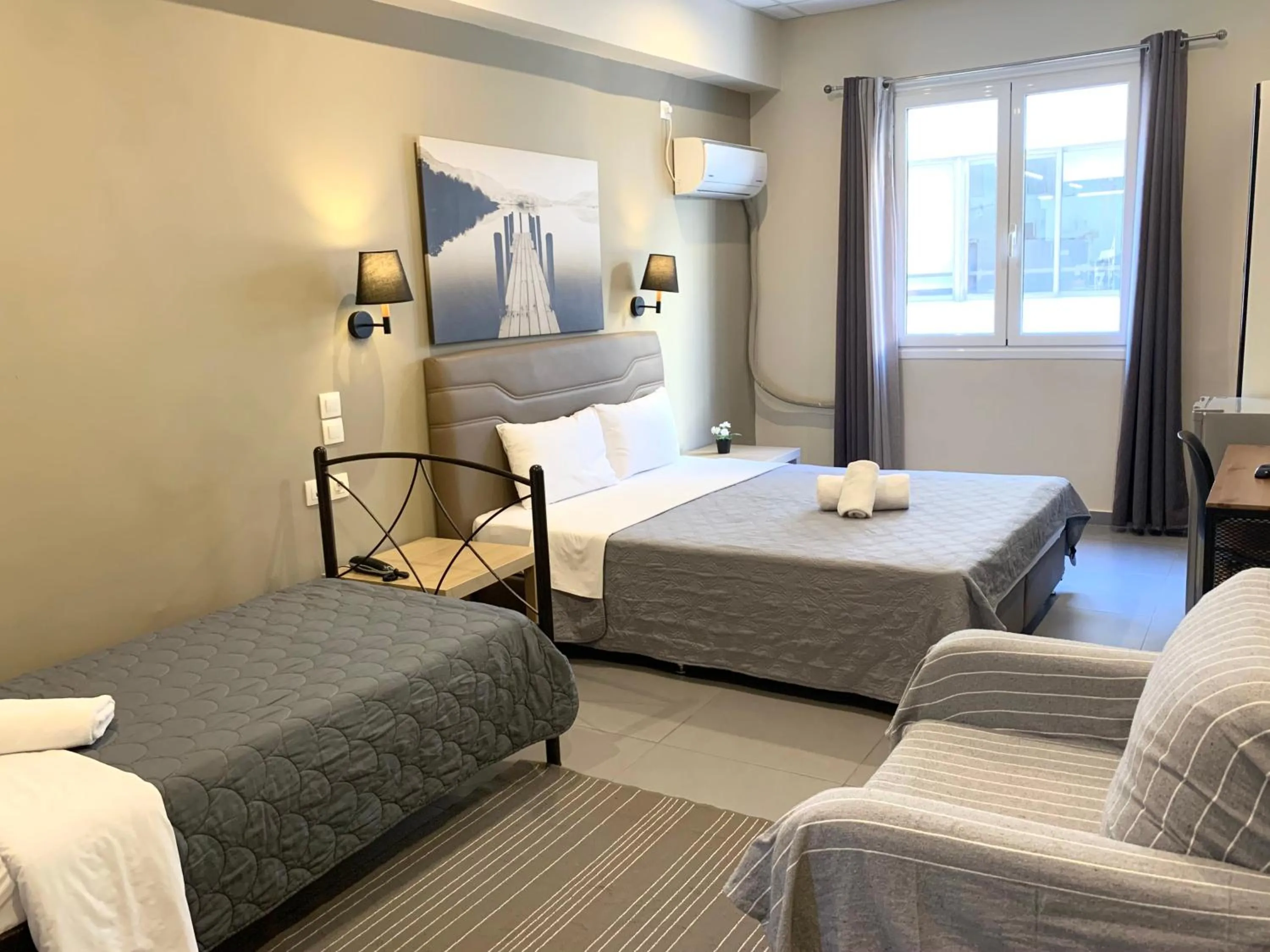 Bedroom, Bed in Achillion Hotel Piraeus