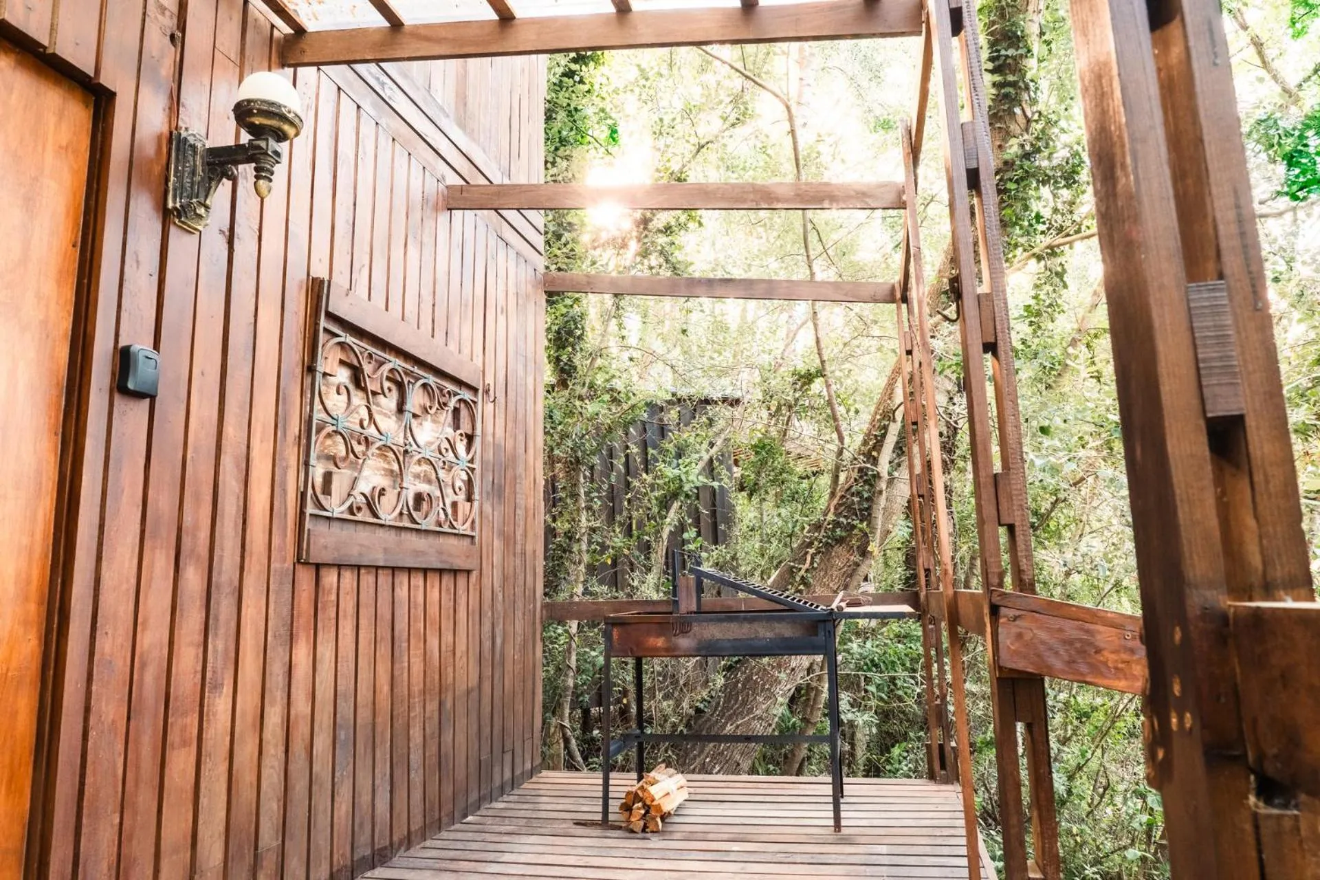 Balcony/Terrace in Cabañas en el Bosque a 5 minutos del mar - Estancia CH