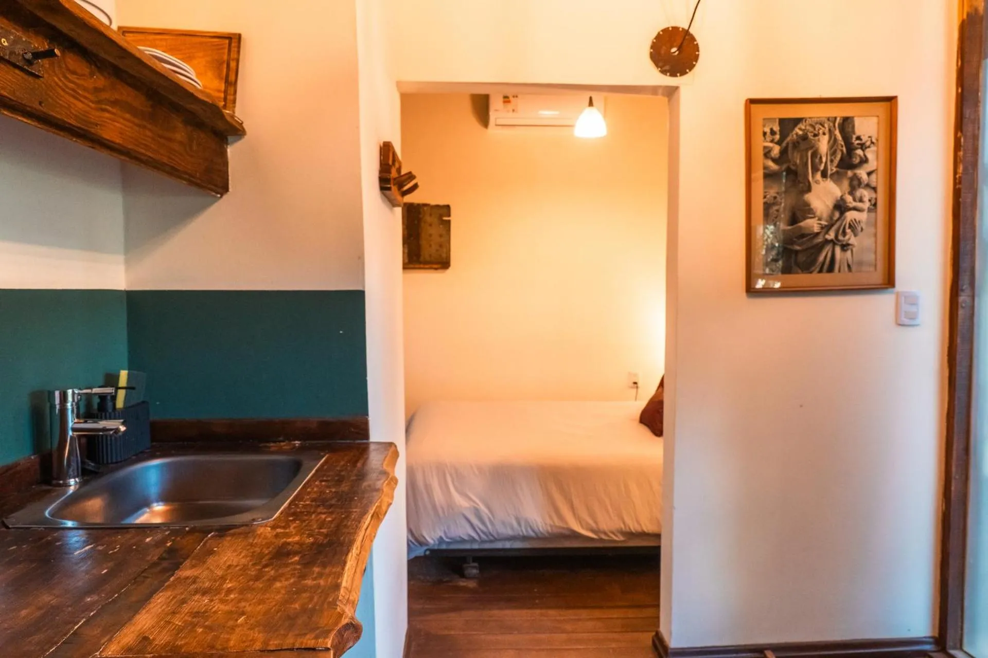 Bedroom, Bed in Cabañas en el Bosque a 5 minutos del mar - Estancia CH