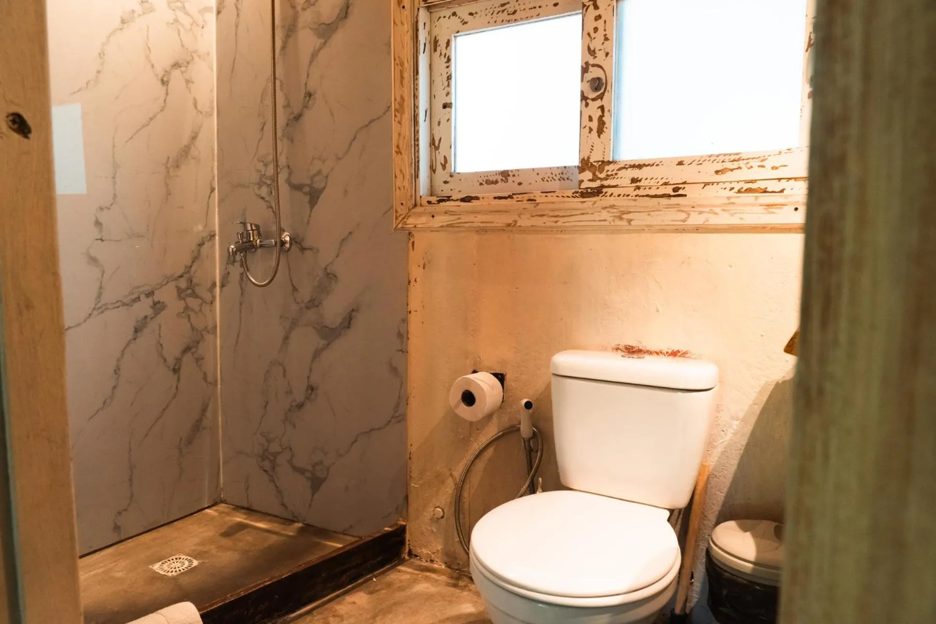Bathroom in Cabañas en el Bosque a 5 minutos del mar - Estancia CH