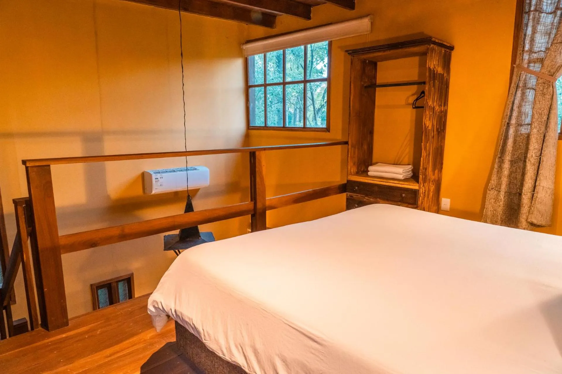 Bedroom, Bed in Cabañas en el Bosque a 5 minutos del mar - Estancia CH