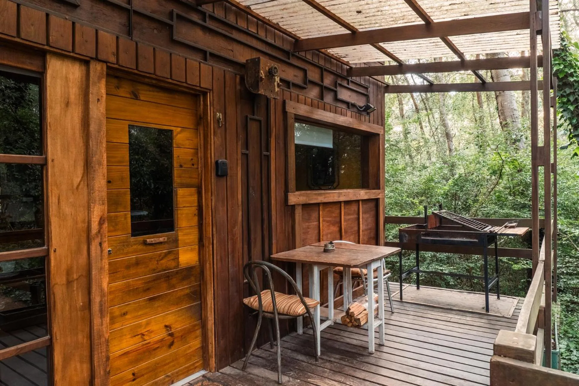 Balcony/Terrace in Cabañas en el Bosque a 5 minutos del mar - Estancia CH