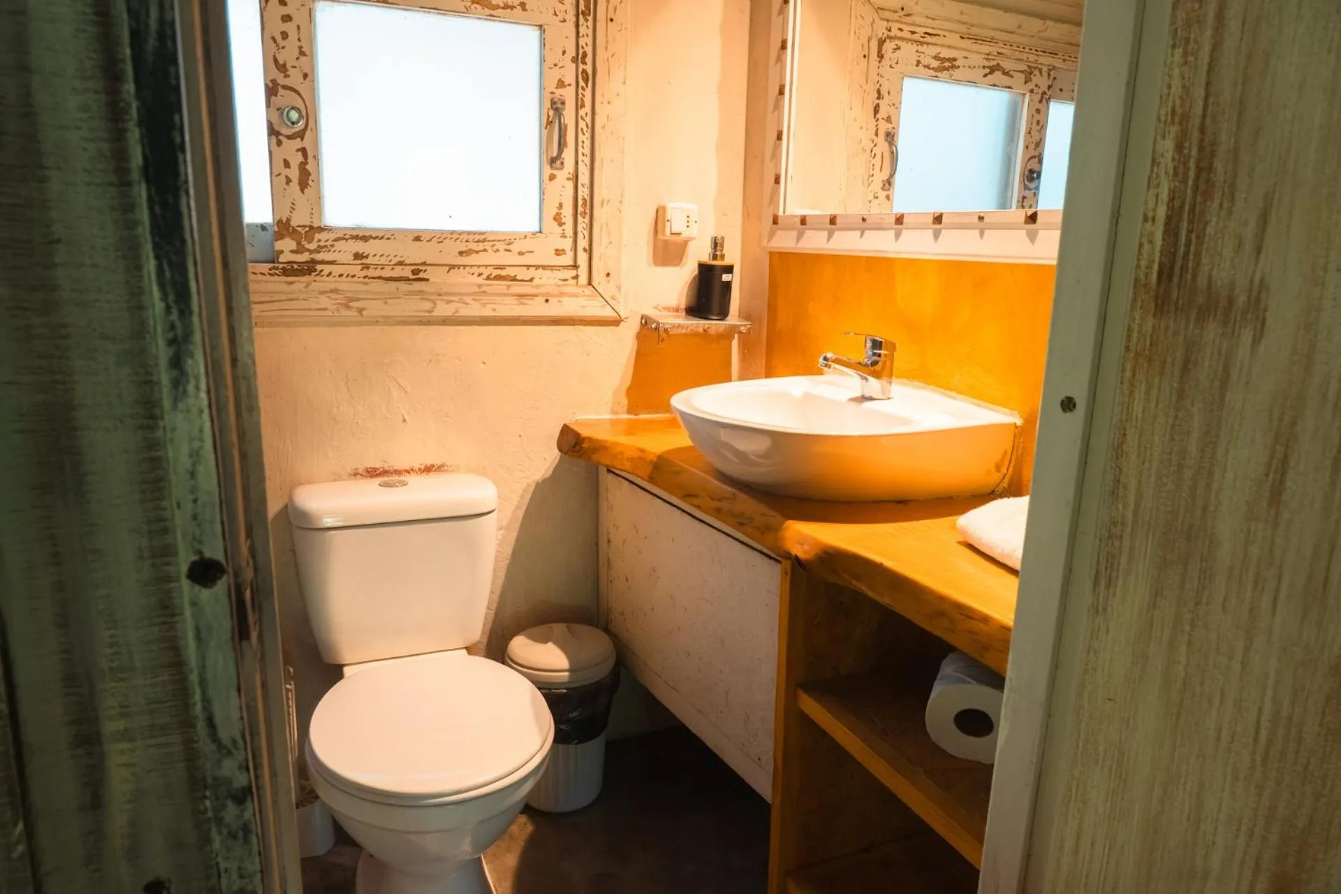 Bathroom in Cabañas en el Bosque a 5 minutos del mar - Estancia CH