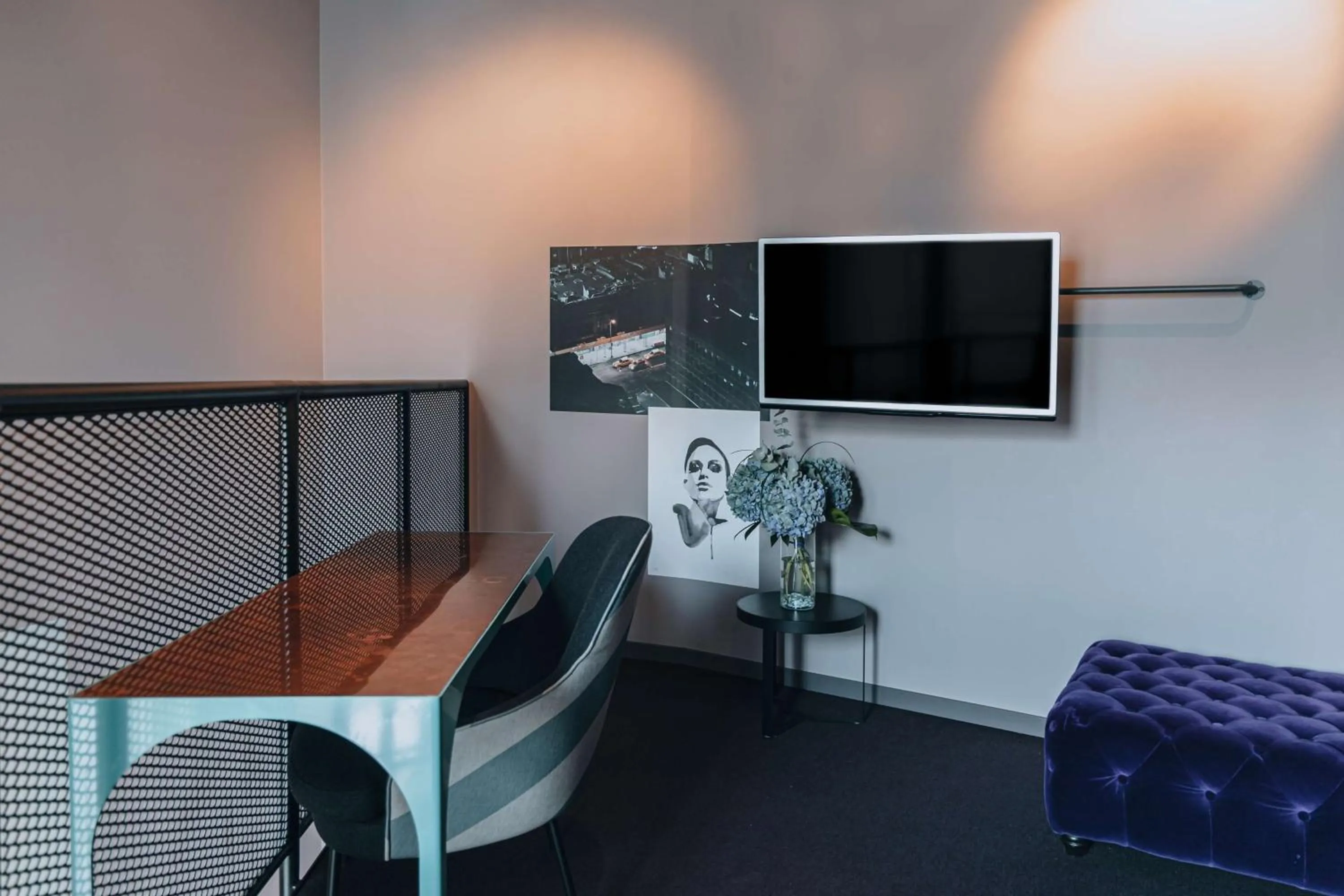 Bedroom in Story Hotel Signalfabriken, part of JdV by Hyatt