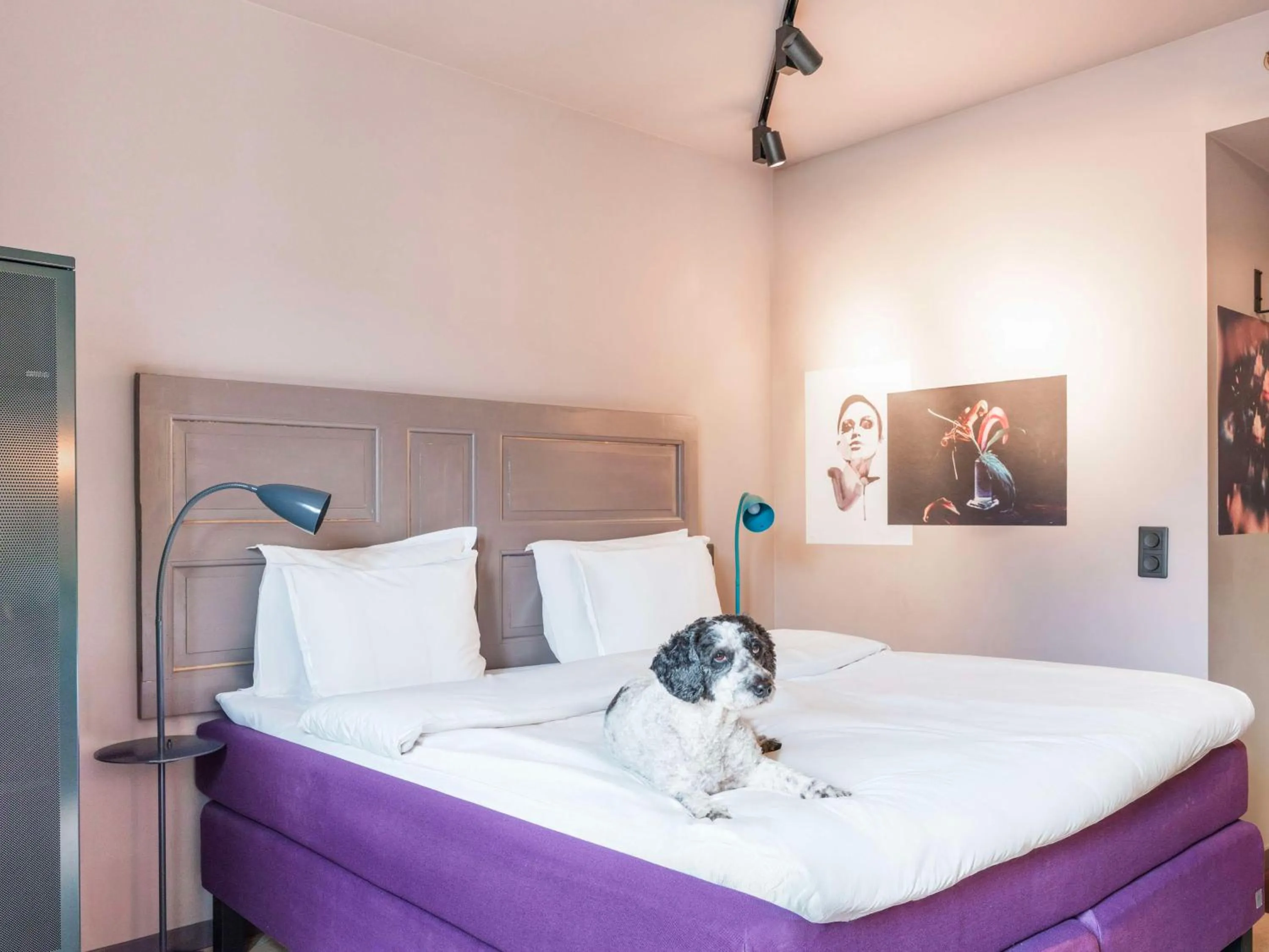 Bedroom, Bed in Story Hotel Signalfabriken, part of JdV by Hyatt