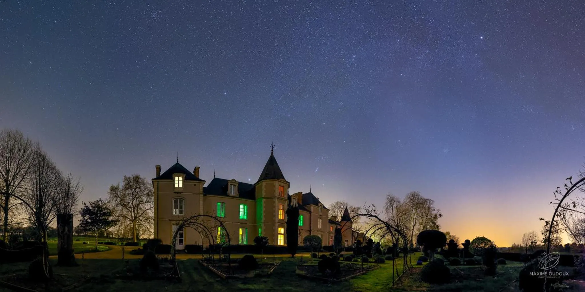 Property building in Hotel Haras De La Potardiere