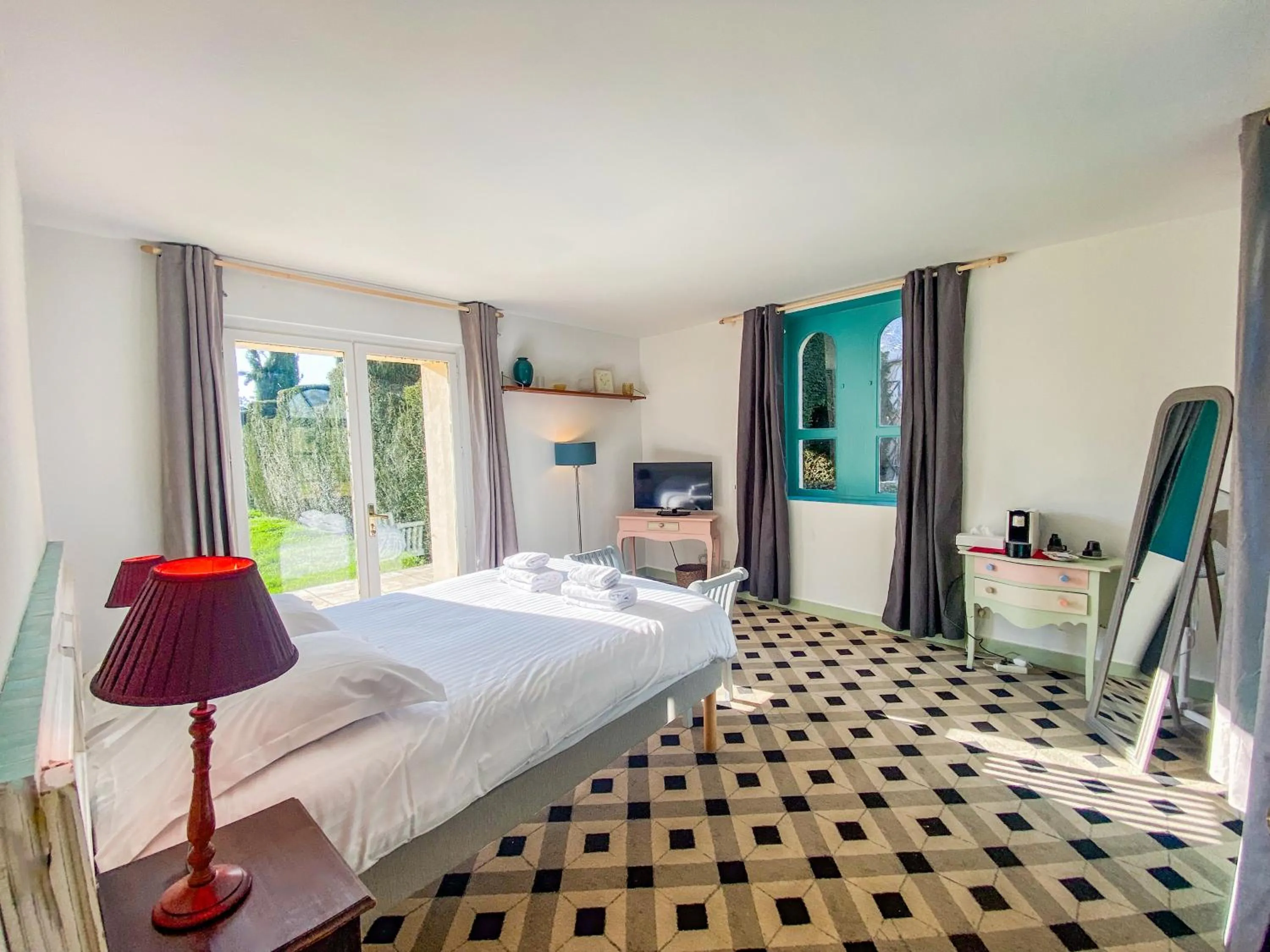 Bed in Hotel Haras De La Potardiere