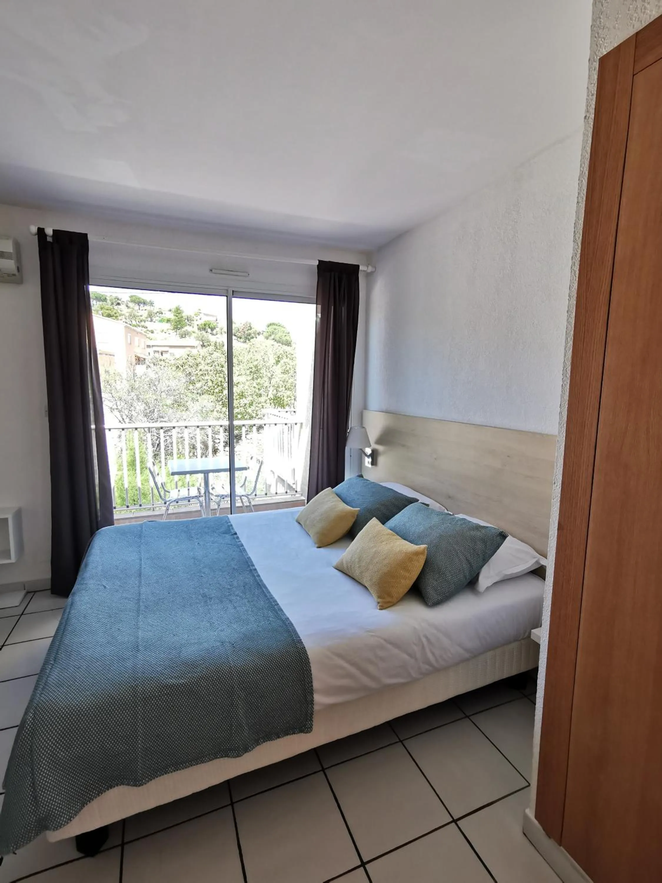 Bed in Résidence Saint Michel