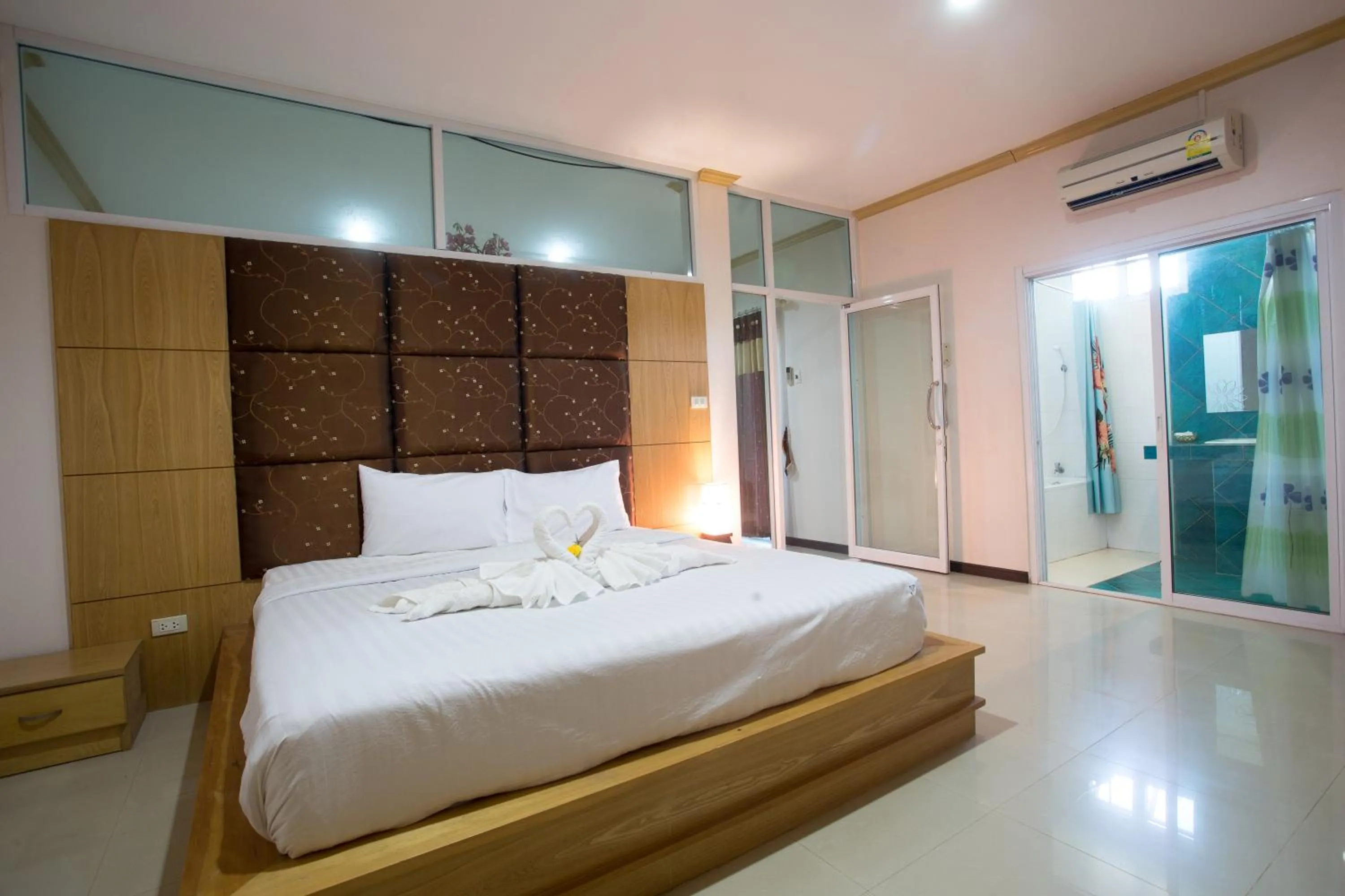 Phusuay Park View Hotel