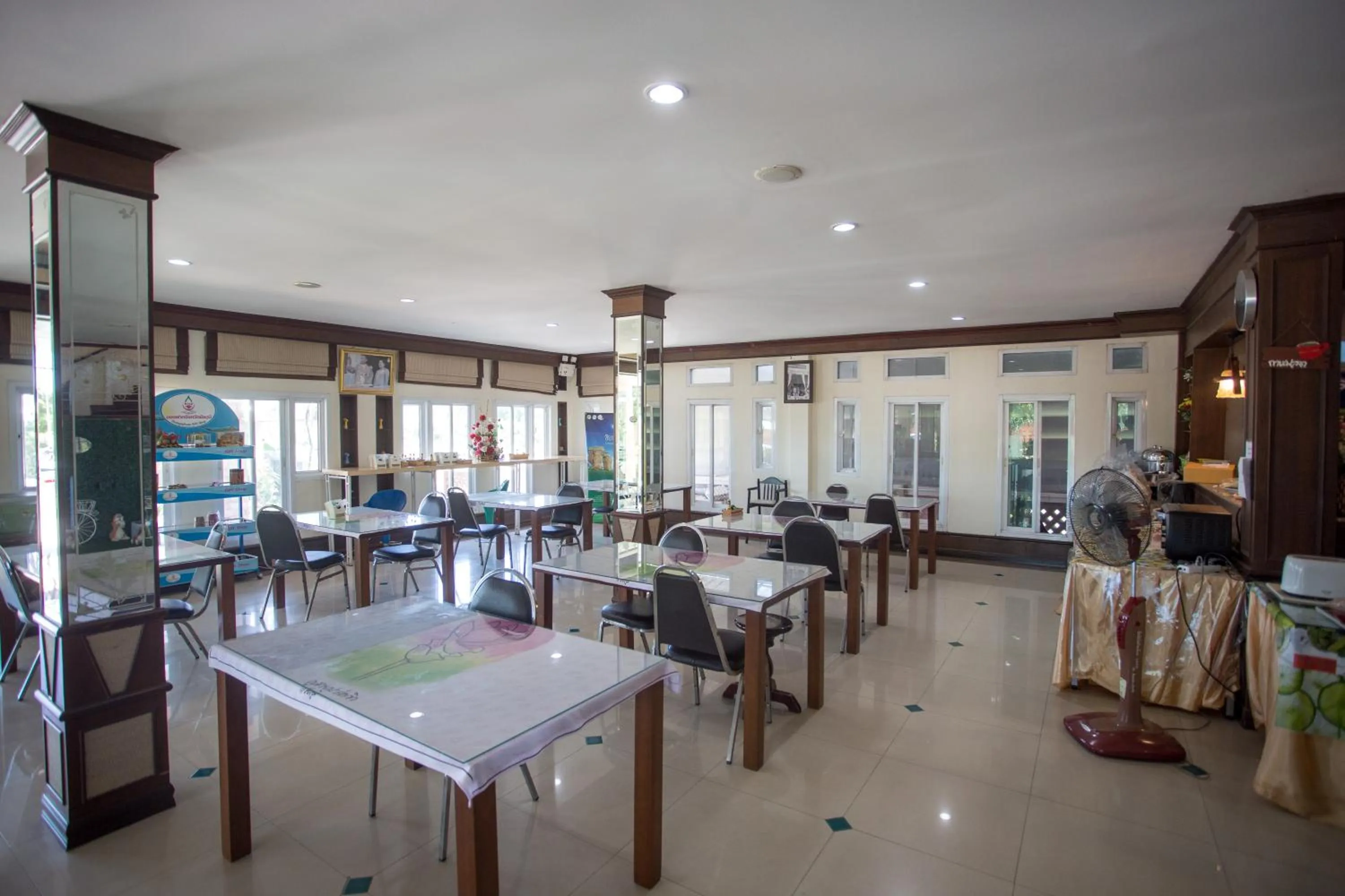 Phusuay Park View Hotel