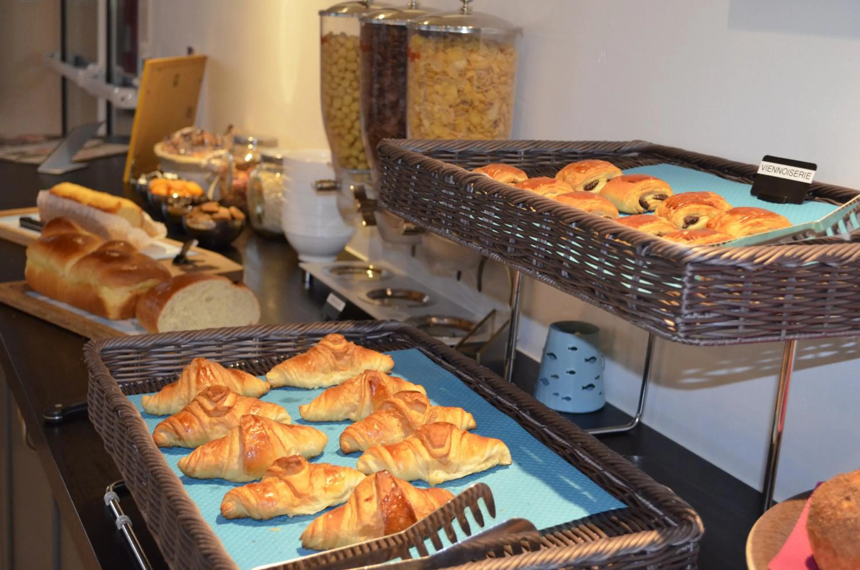 Buffet breakfast in TERNELIA Le Vent Du Large