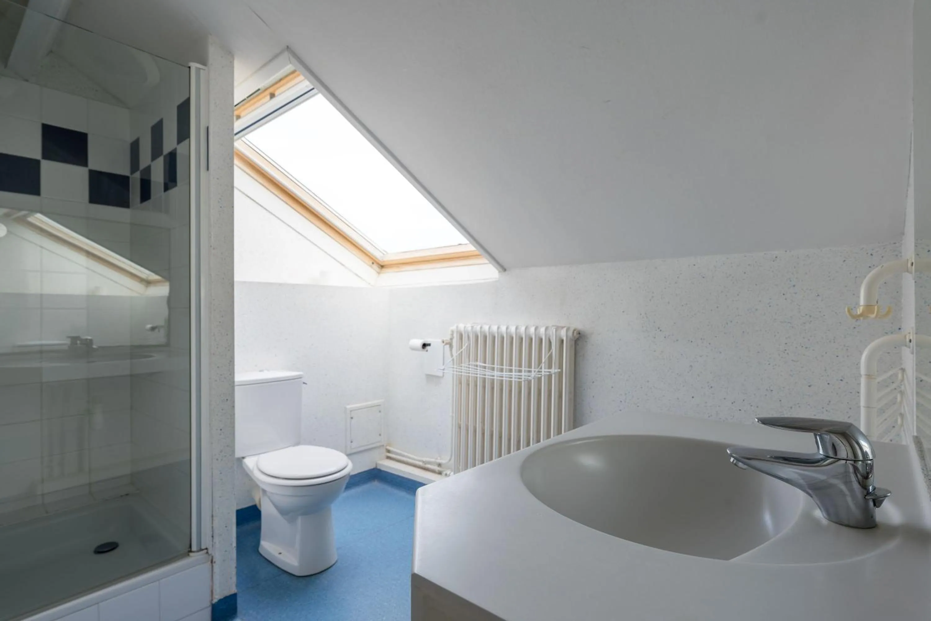 Shower in TERNELIA Le Vent Du Large