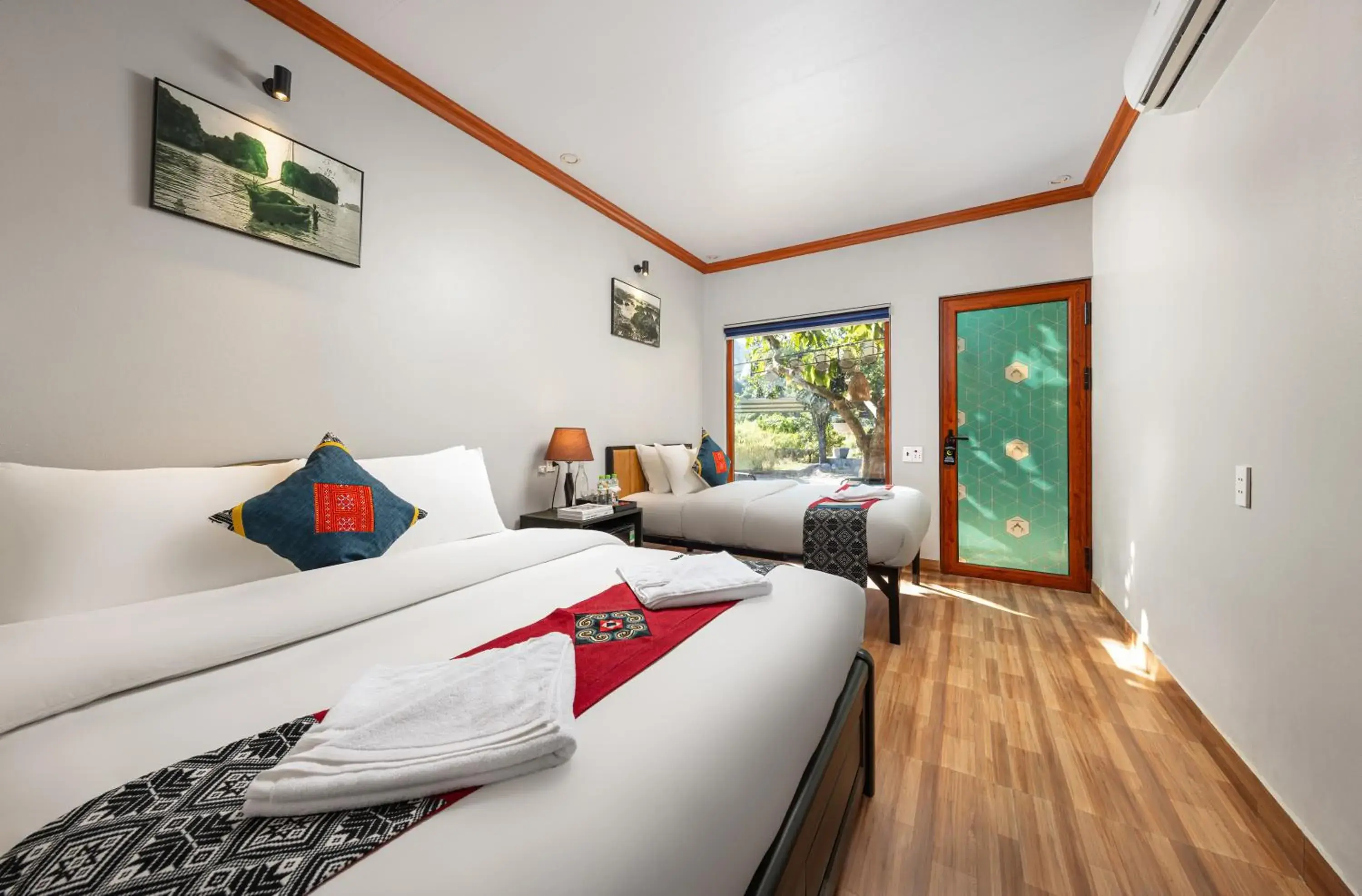 Triple Room with Garden View in Cat Ba Serena Homestay And Swimming Pool Triple Room with Garden View in Cat Ba Serena Homestay And Swimming Pool