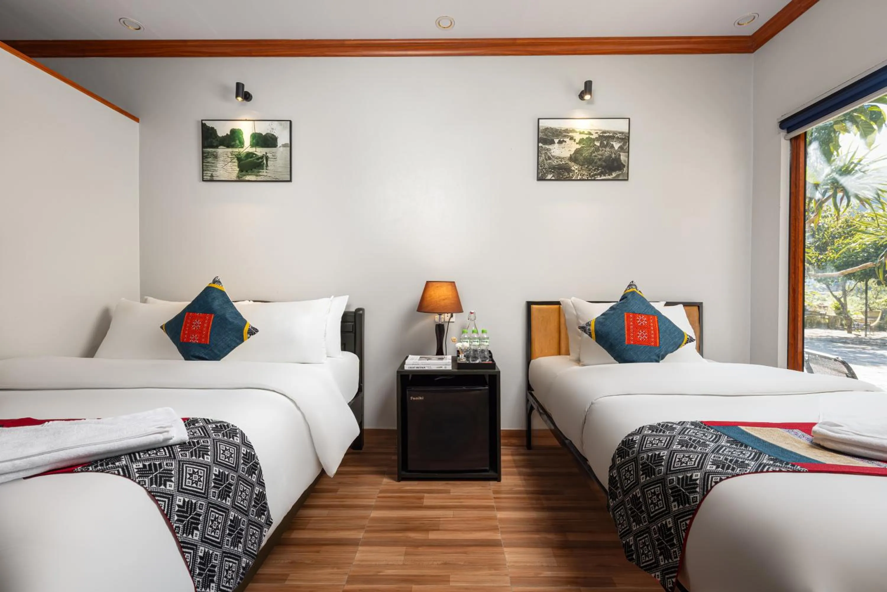 Bed in Cat Ba Serena Homestay And Swimming Pool