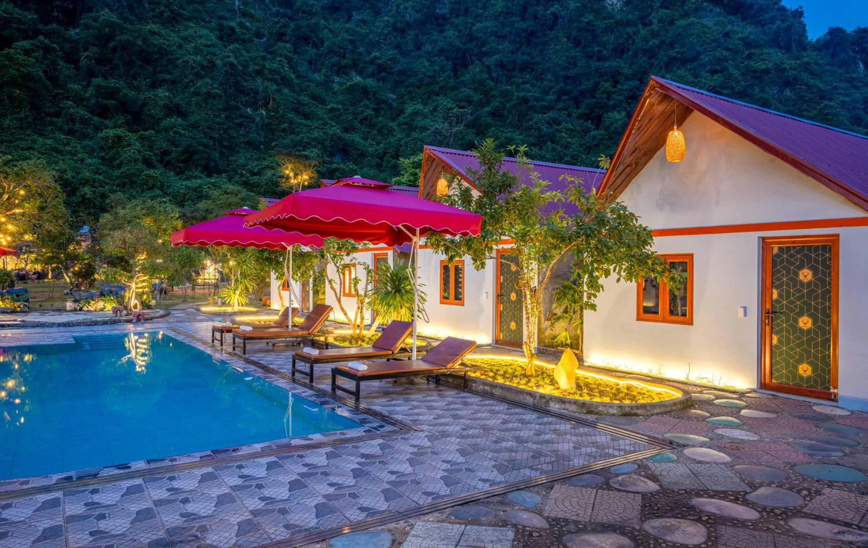 Night in Cat Ba Serena Homestay And Swimming Pool