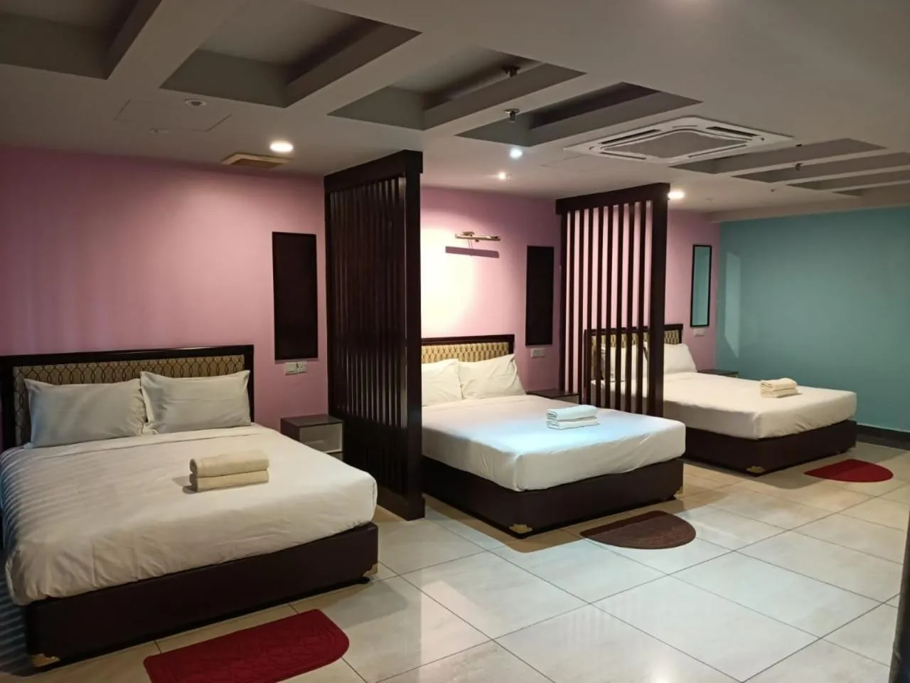 Bed in Hotel Sri Sutra PJ 222