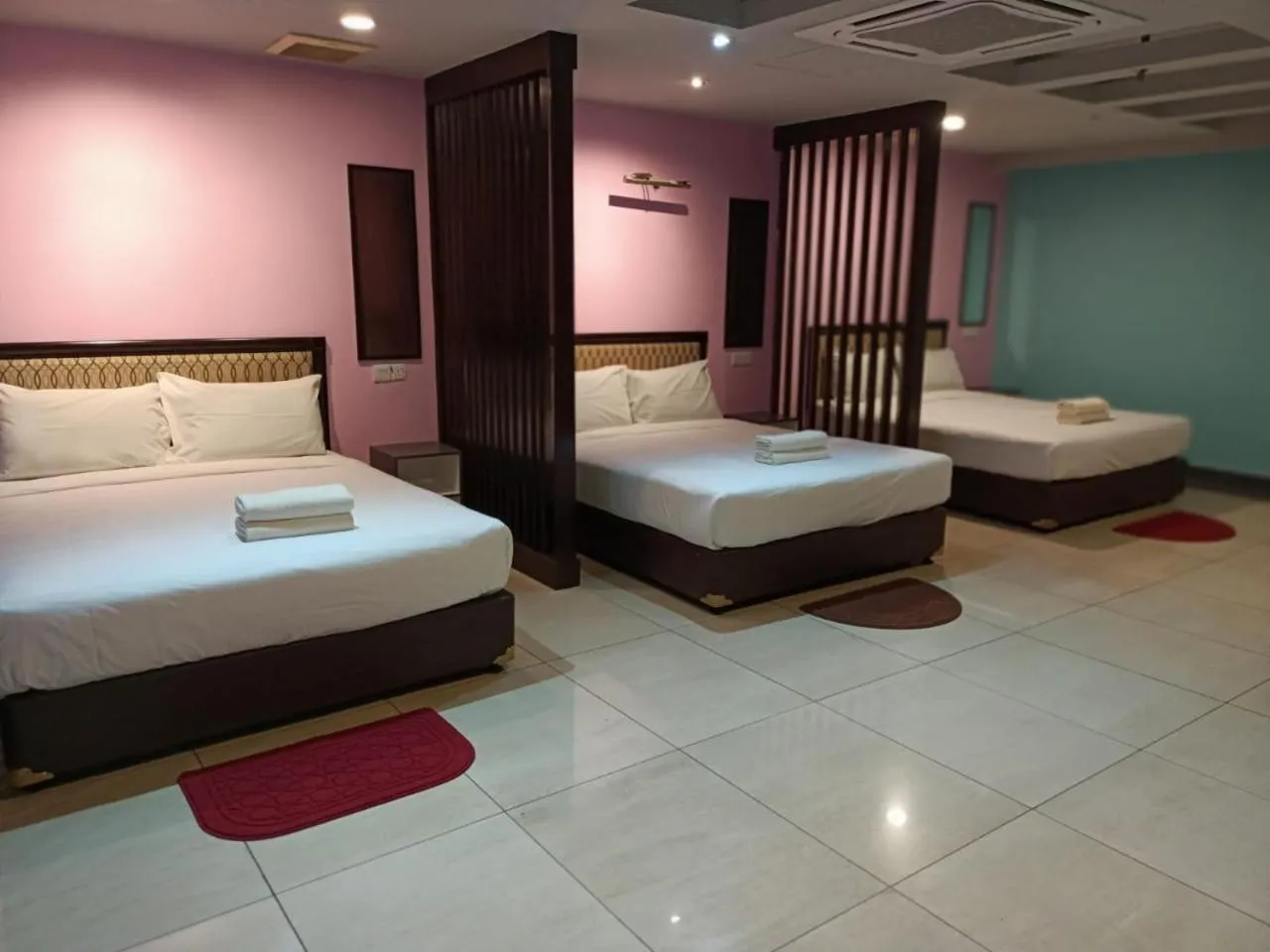 Bed in Hotel Sri Sutra PJ 222