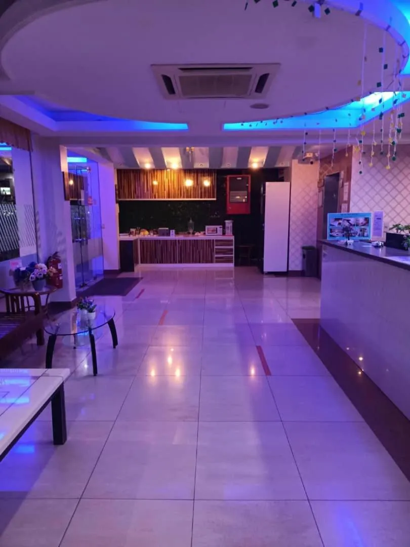 Hotel Sri Sutra PJ 222