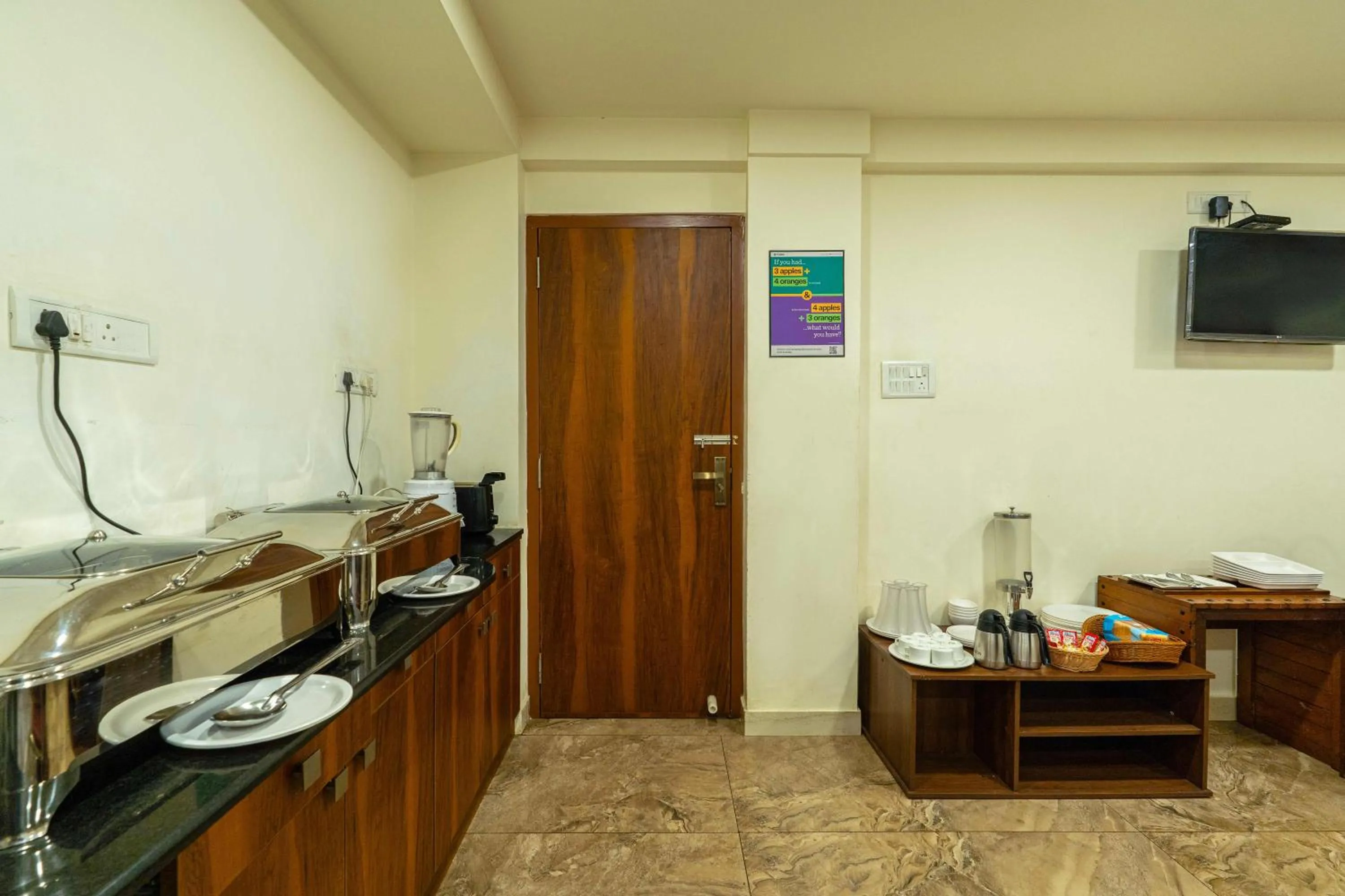 Breakfast in Treebo Kings Orchid