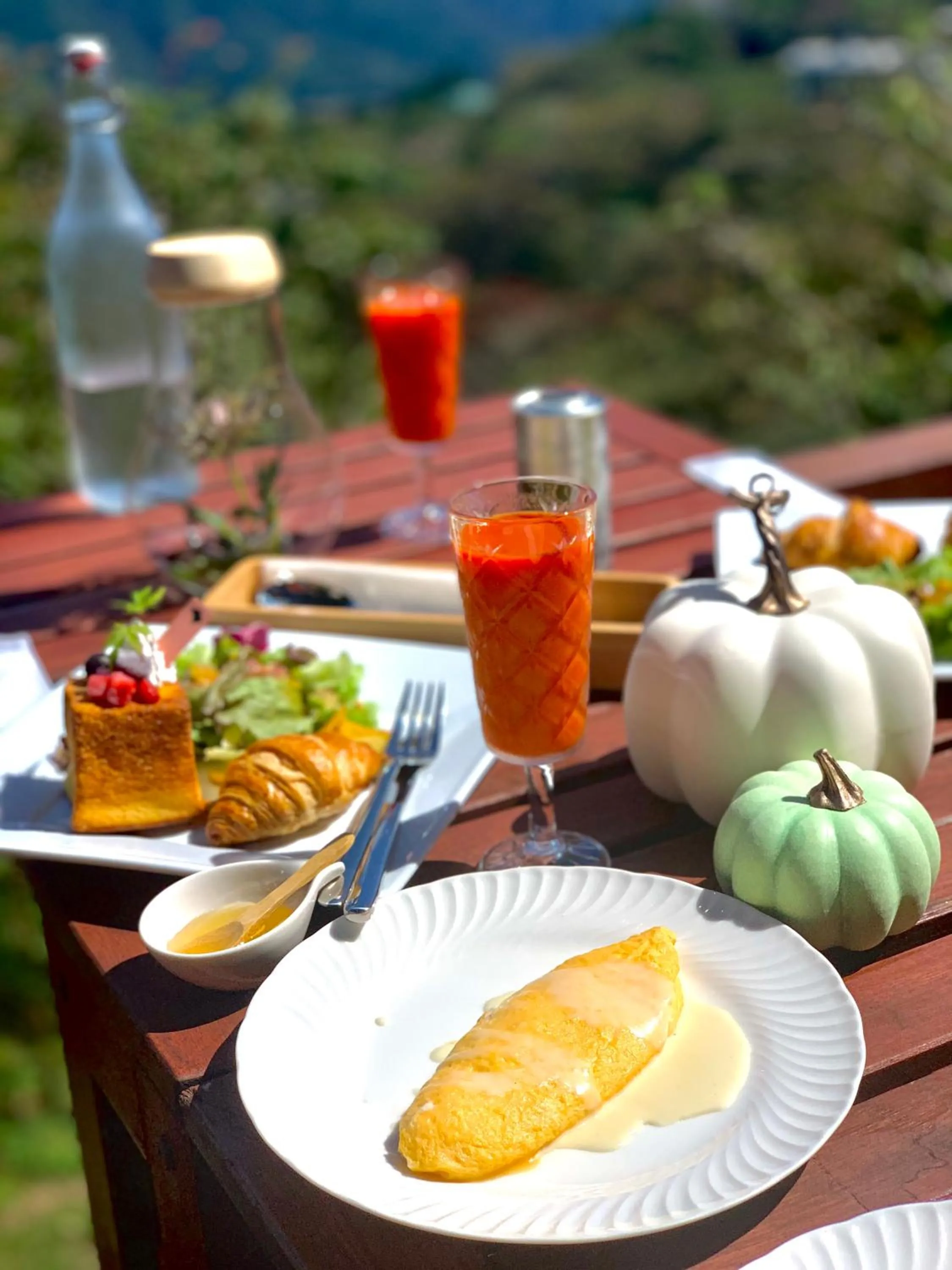 Breakfast in gran terrace Le Lien Hakone