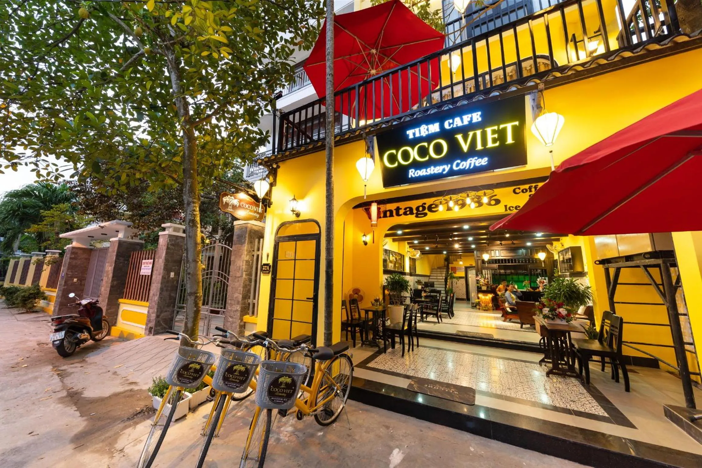 Facade/entrance in Coco Viet Homestay