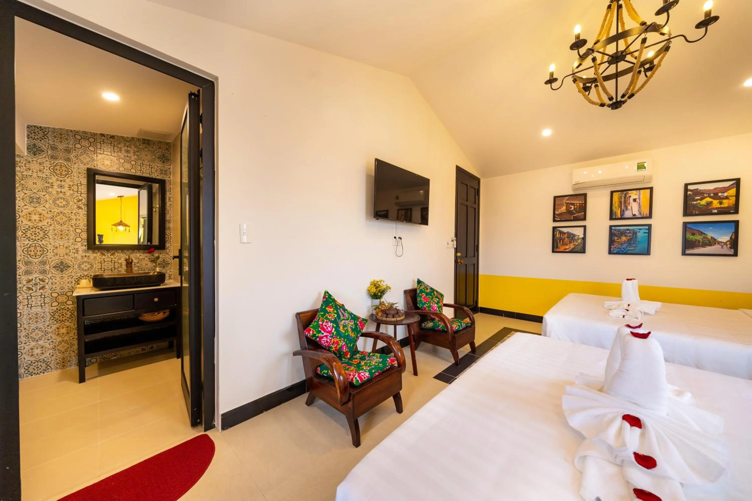 Bedroom, Bed in Coco Viet Homestay