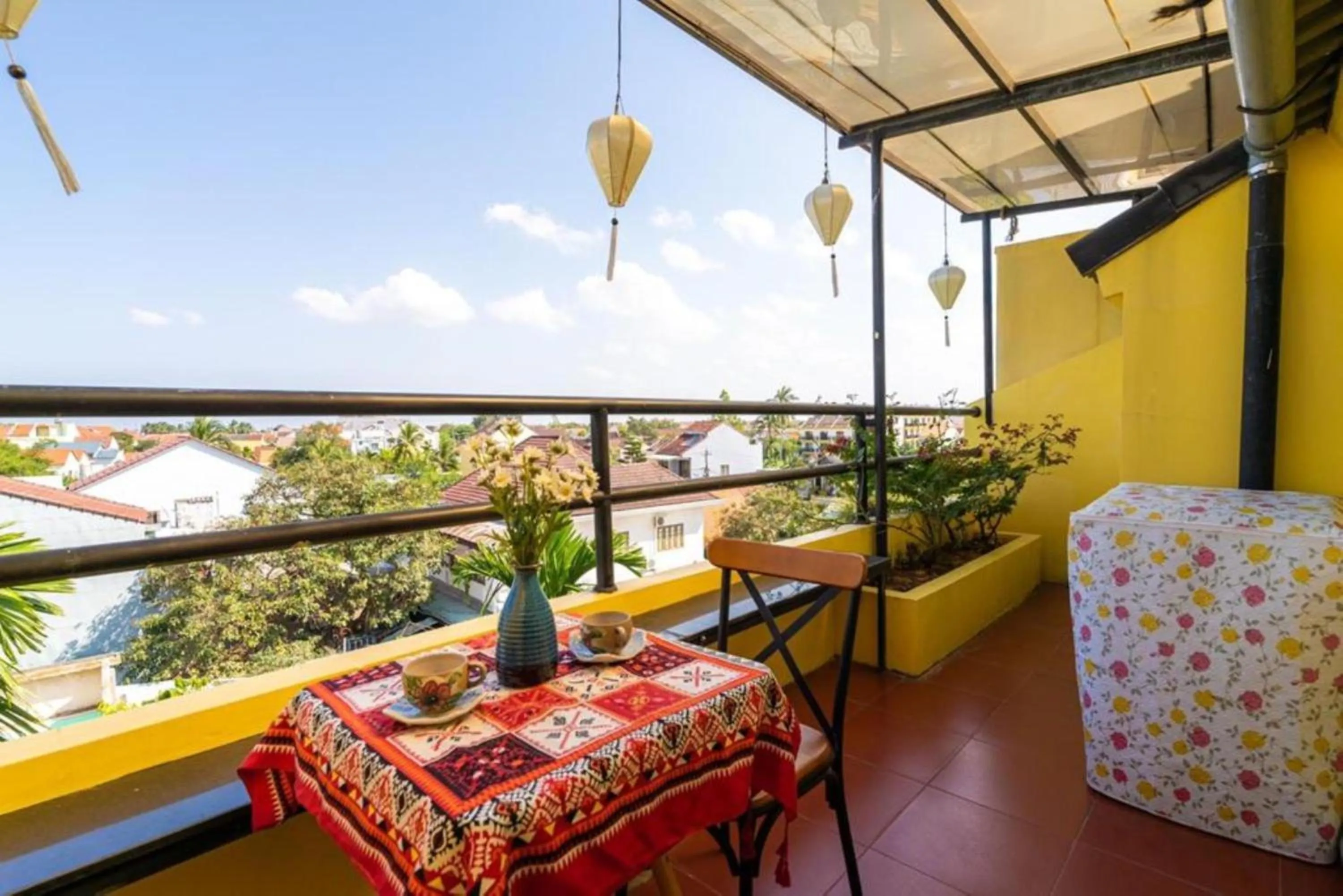 Balcony/Terrace in Coco Viet Homestay