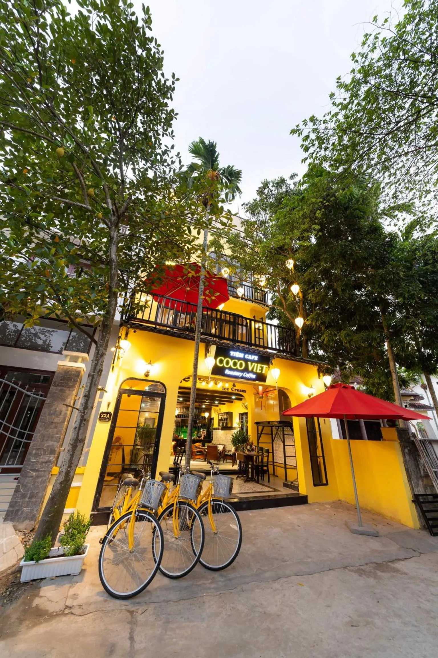 Facade/entrance in Coco Viet Homestay