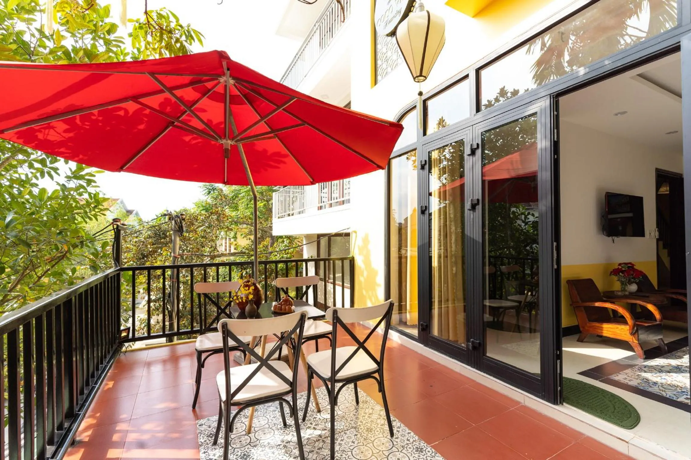 Balcony/Terrace in Coco Viet Homestay