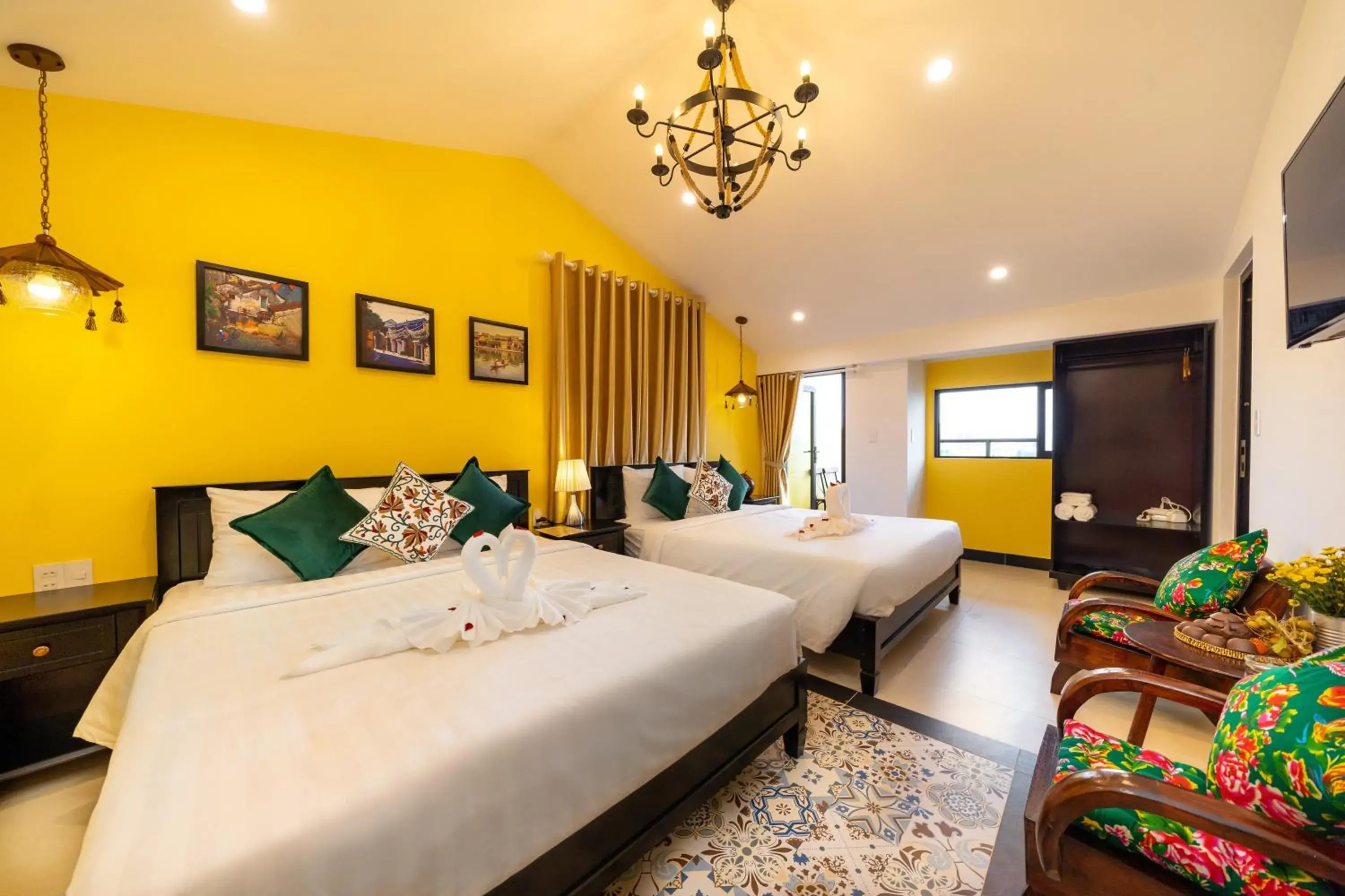 Family Room with Balcony in Coco Viet Homestay Family Room with Balcony in Coco Viet Homestay