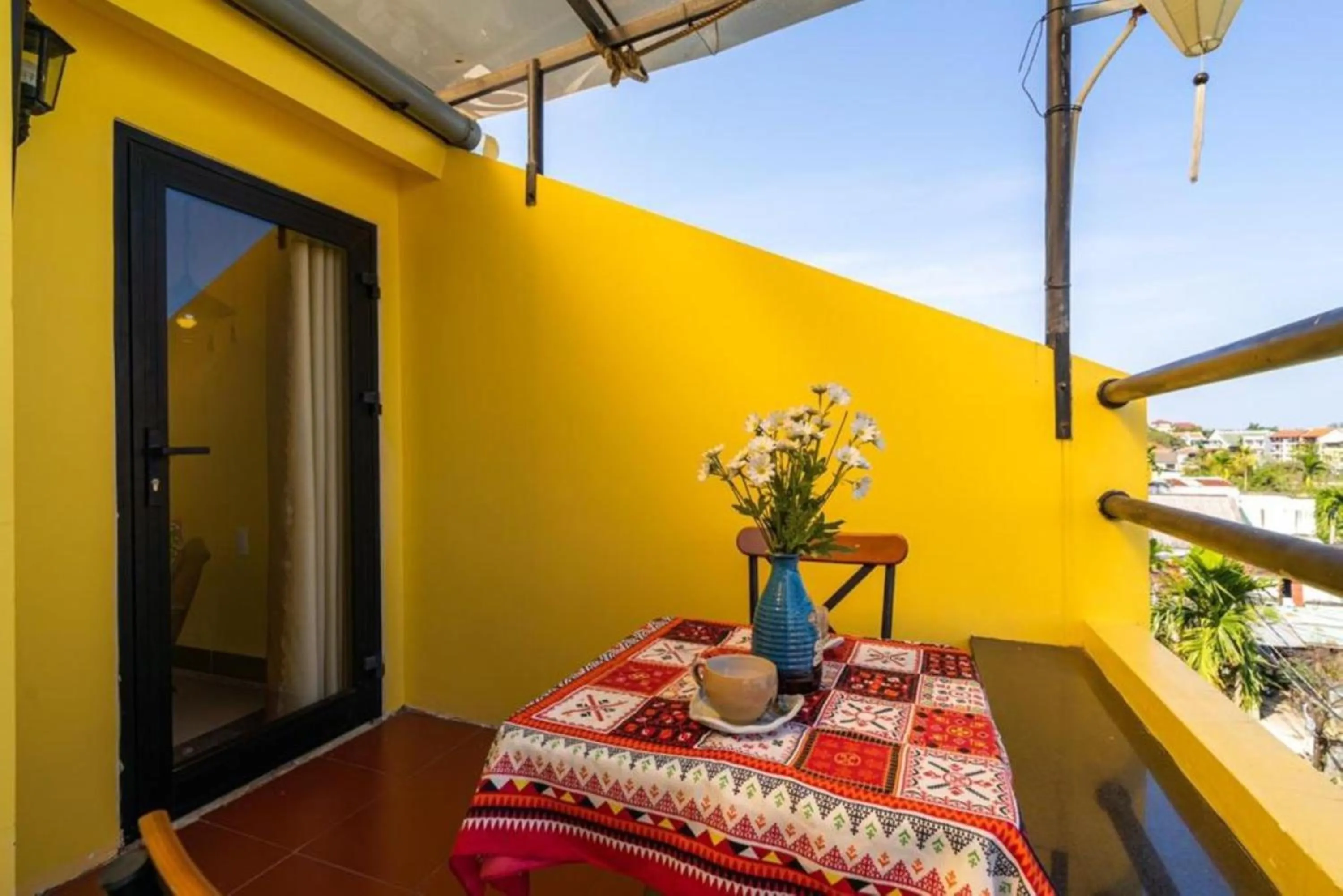 Balcony/Terrace in Coco Viet Homestay