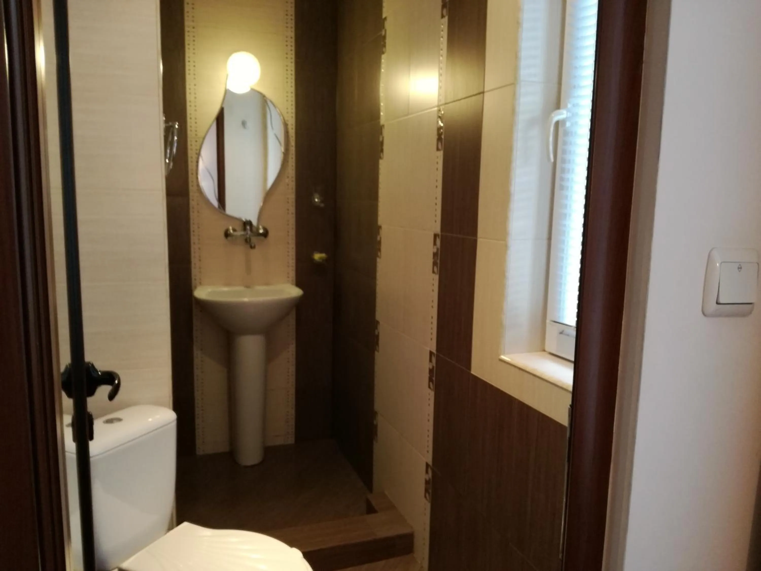 Bathroom in Blyan Family Hotel