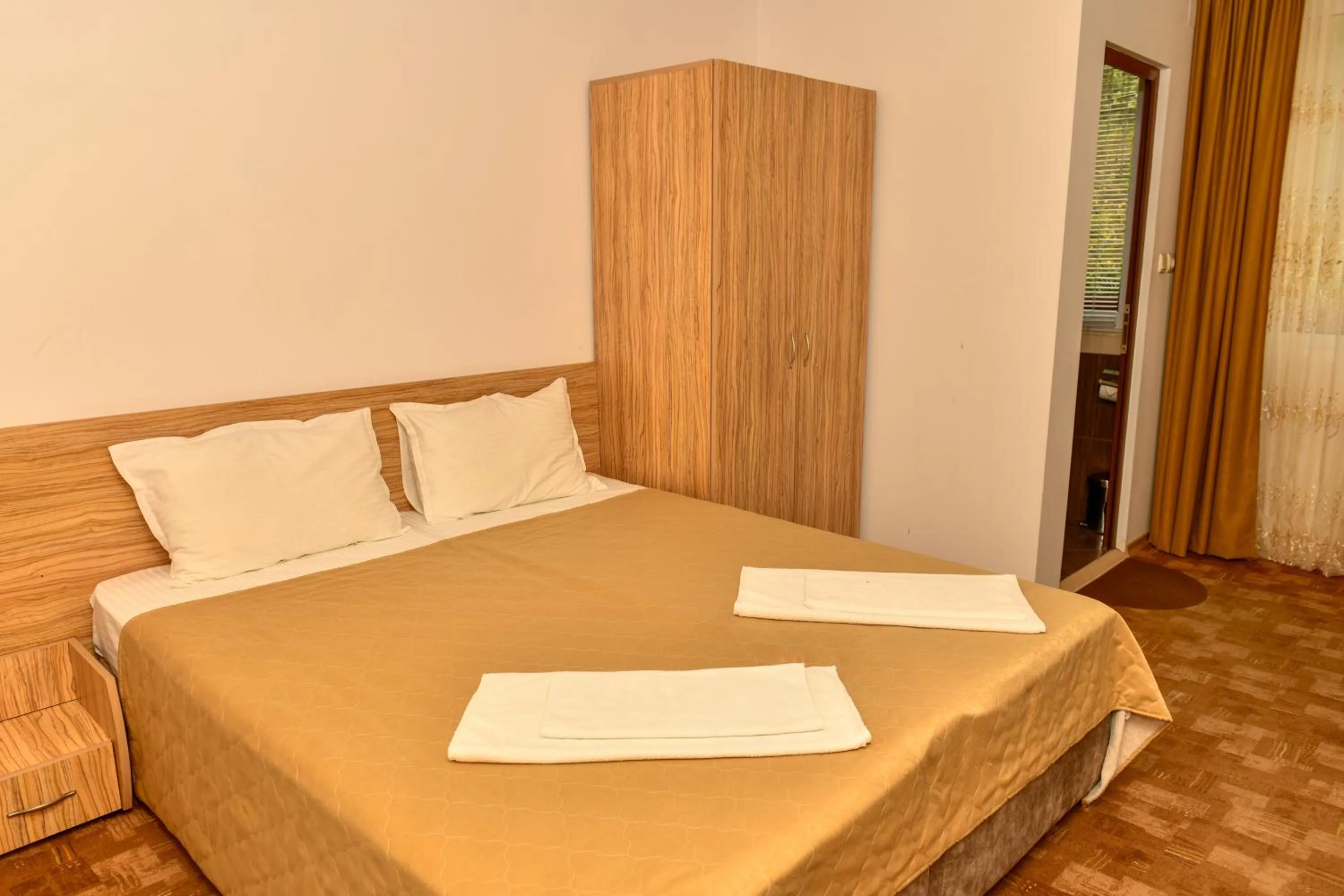 Bed in Blyan Family Hotel