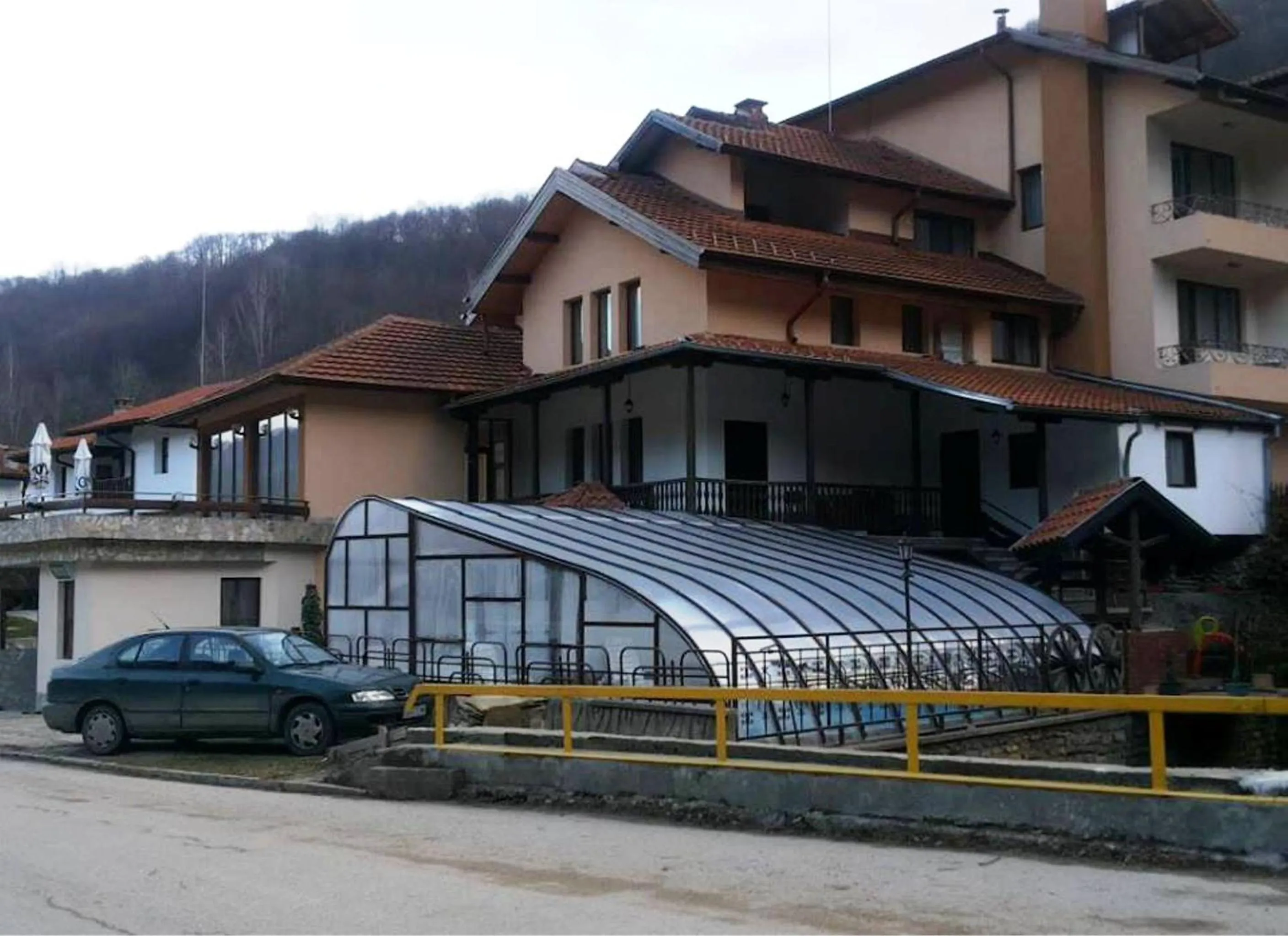 Winter in Blyan Family Hotel