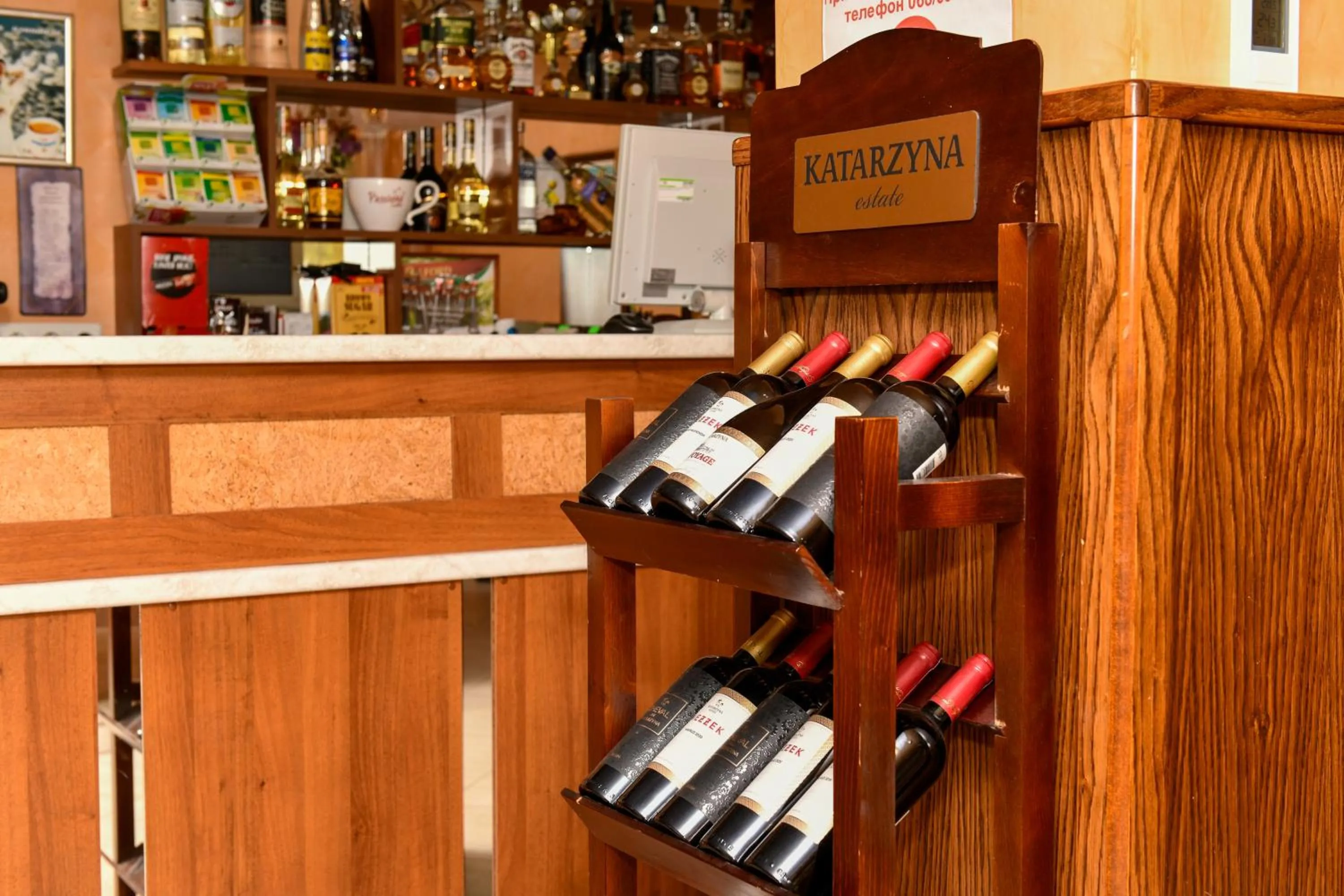 Restaurant/places to eat in Blyan Family Hotel