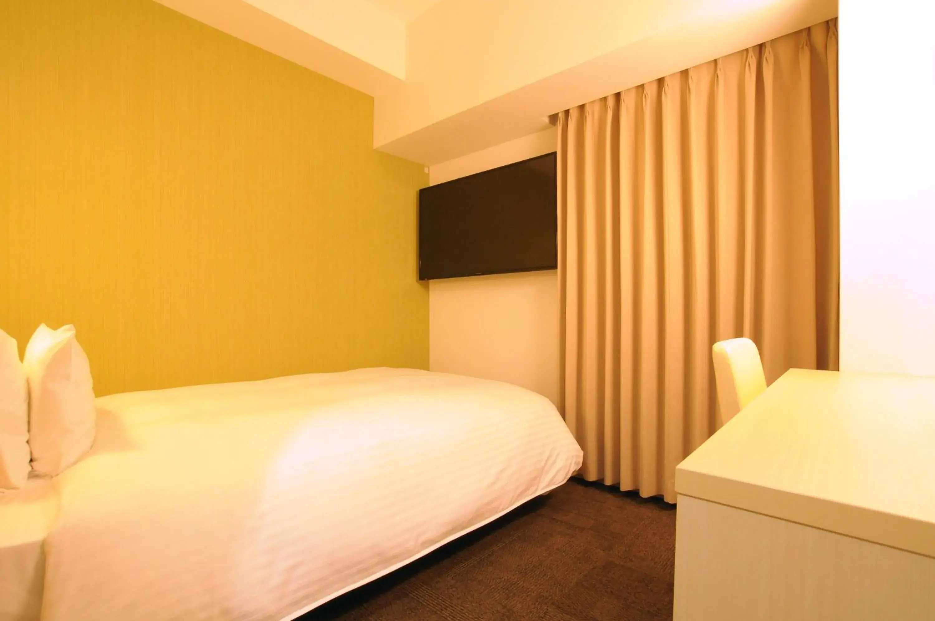 Double Room with Small Double Bed - Non-Smoking in AB Hotel Tokai Otagawa Double Room with Small Double Bed - Non-Smoking in AB Hotel Tokai Otagawa