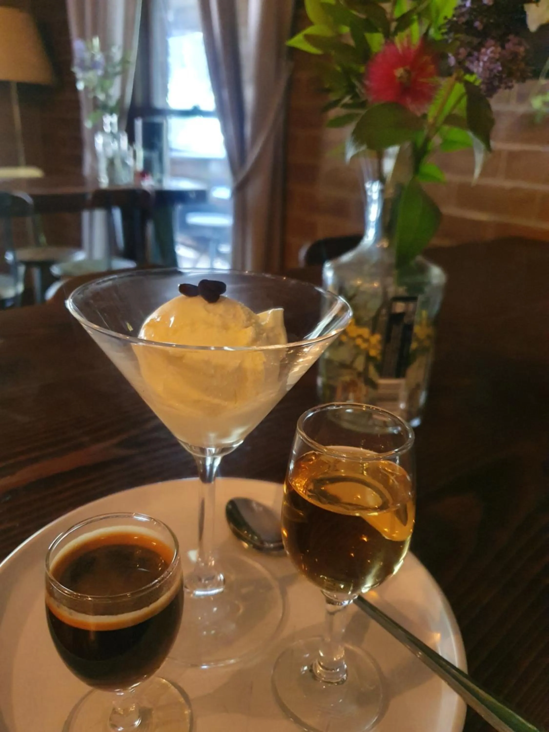 Lounge or bar in The Lancefield Lodge