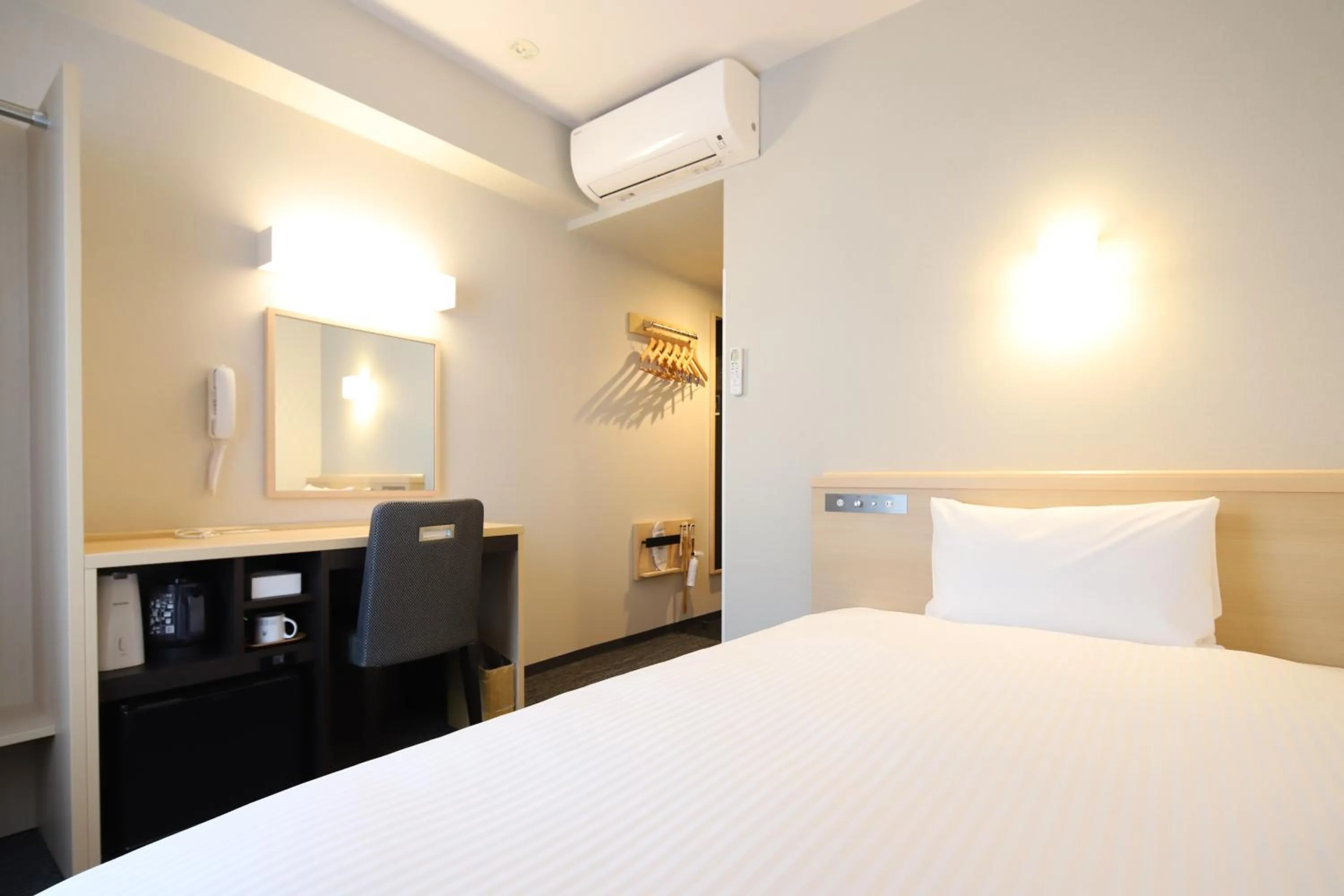 Bed in AB Hotel Osaka Sakaisuji Hommachi