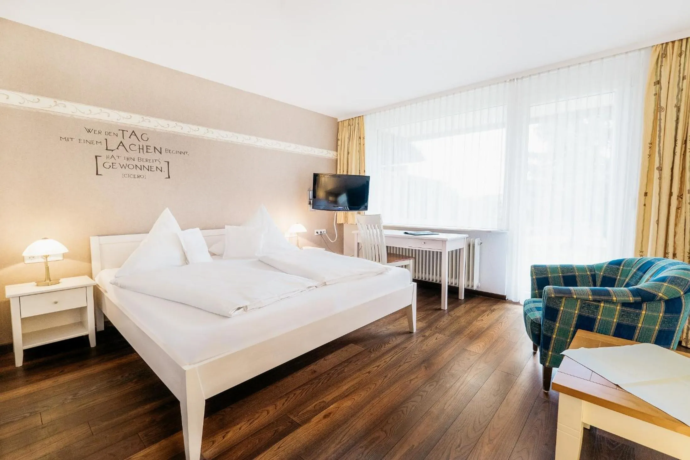 Photo of the whole room, Bed in Hotel Restaurant Peterle