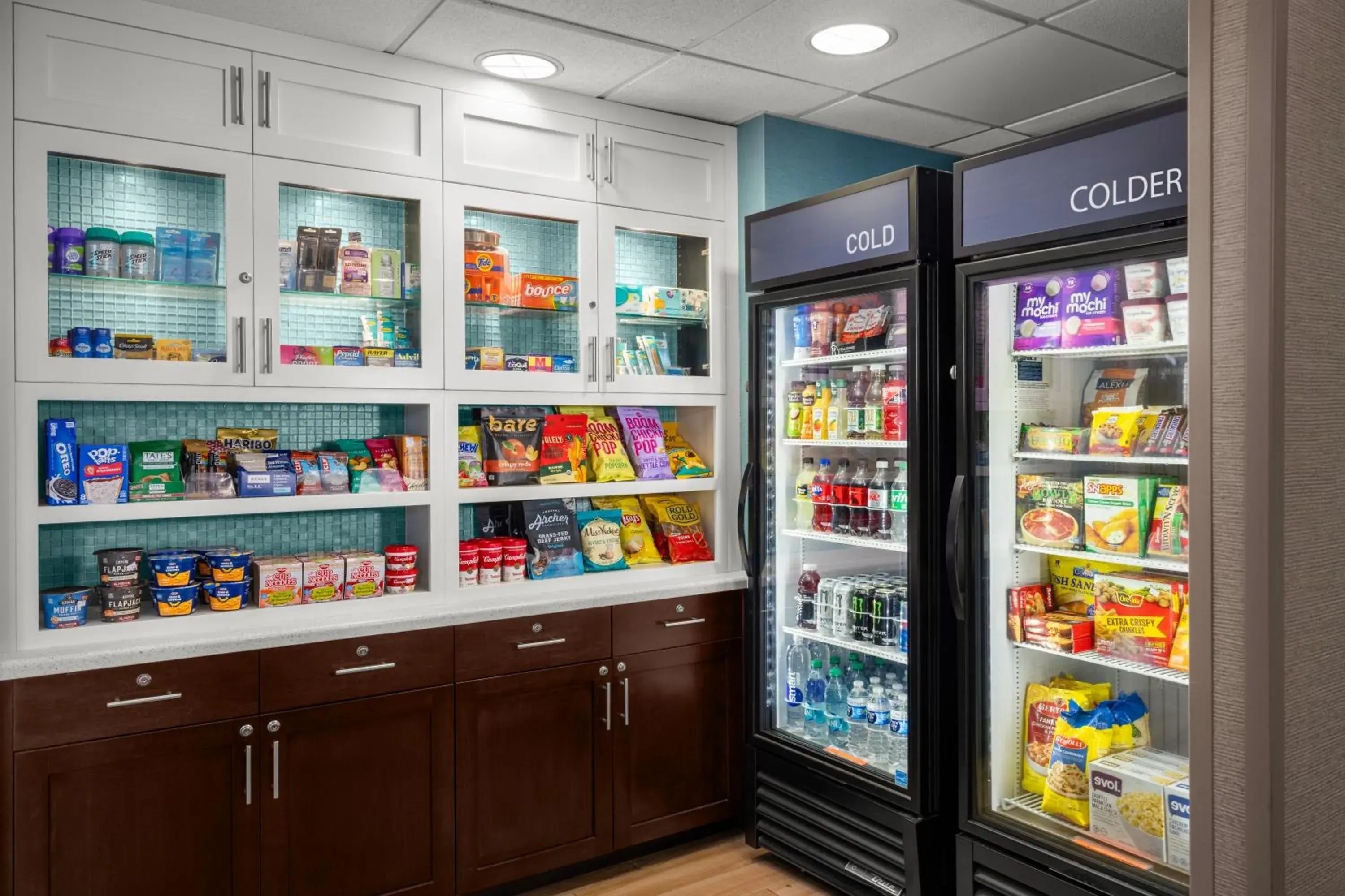 Food and drinks in Homewood Suites by Hilton Dulles-North Loudoun Food and drinks in Homewood Suites by Hilton Dulles-North Loudoun