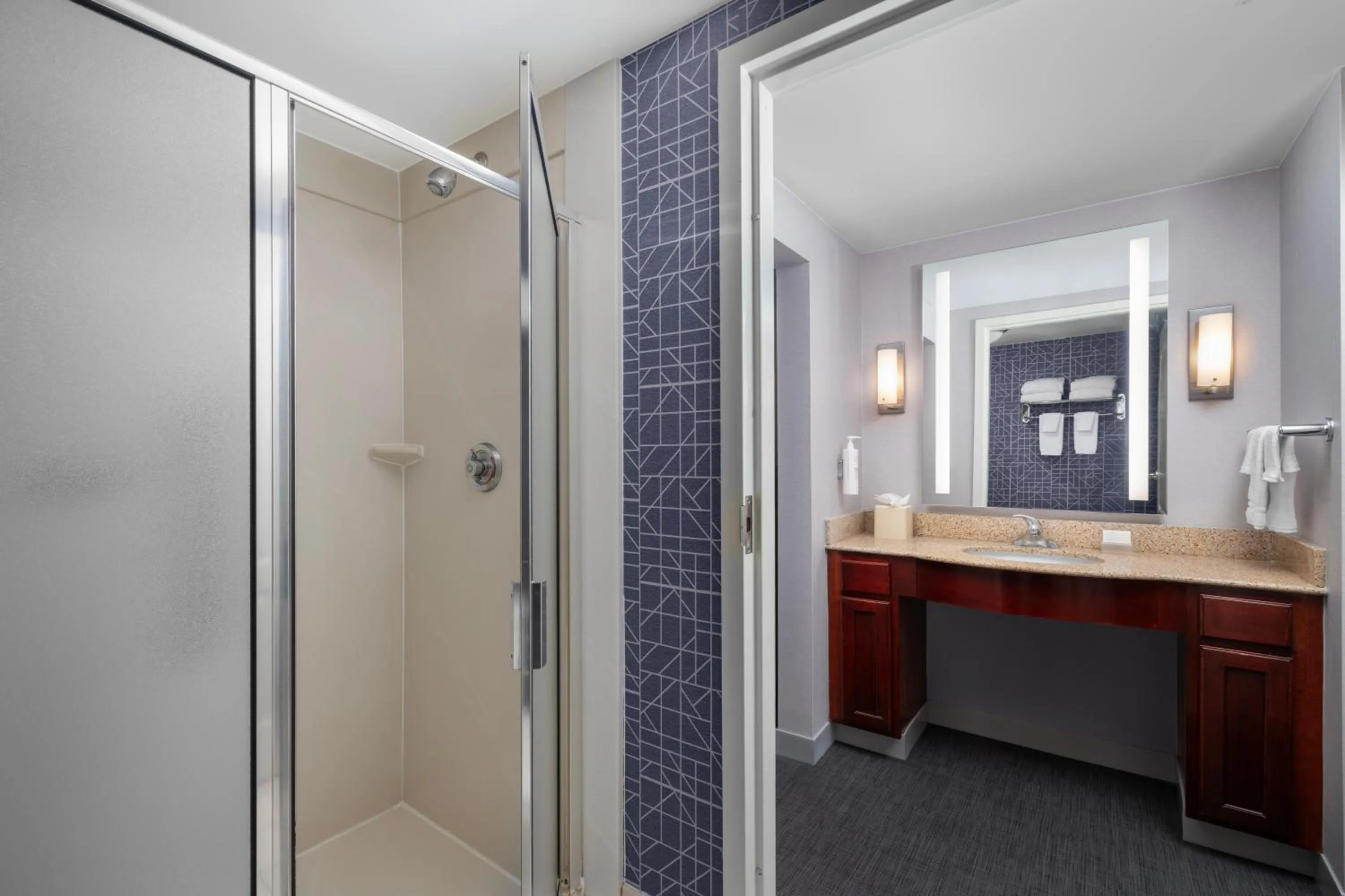 Shower in Homewood Suites by Hilton Dulles-North Loudoun